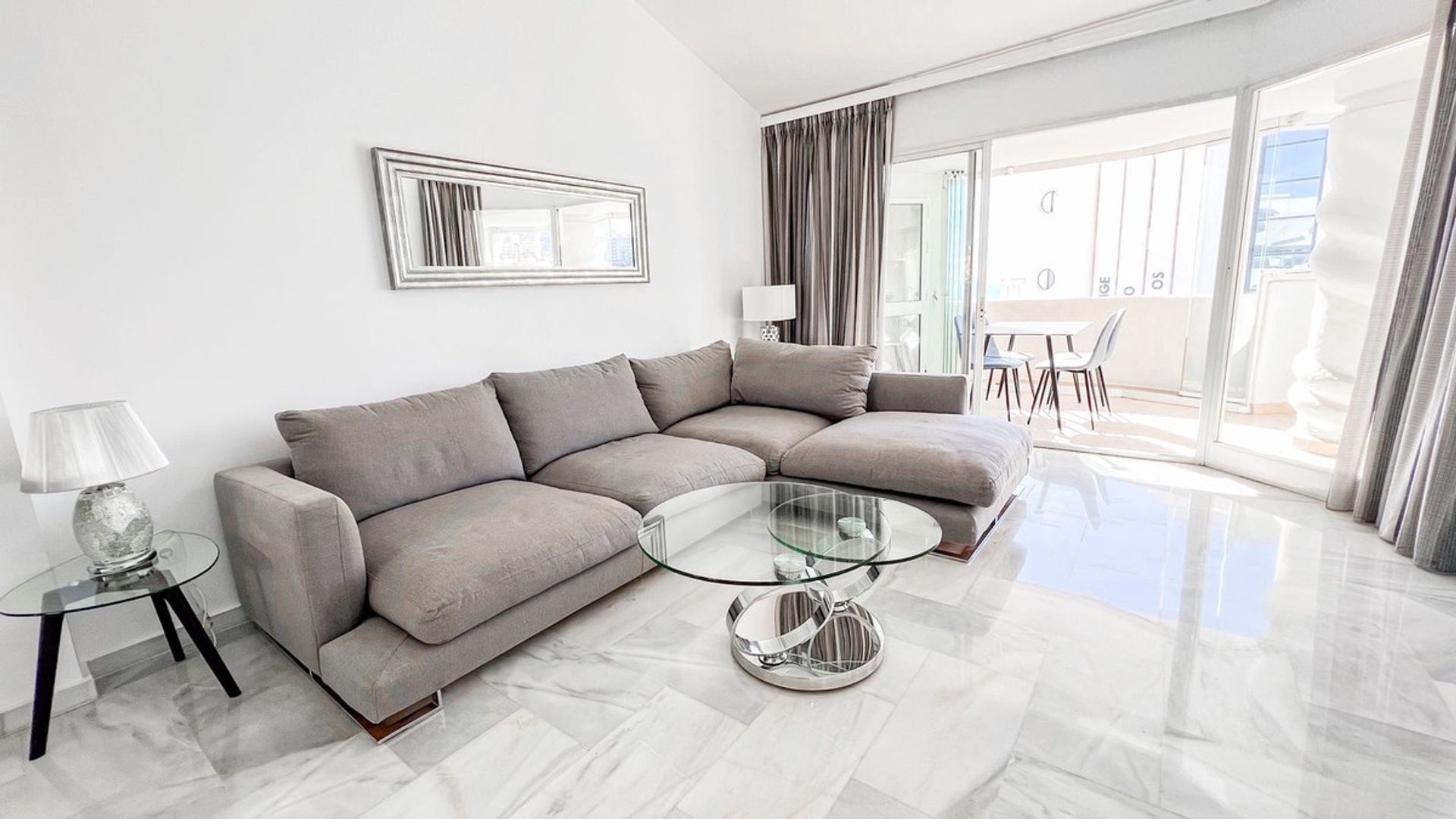 Condominium dans Benalmádena, Andalousie 12531007