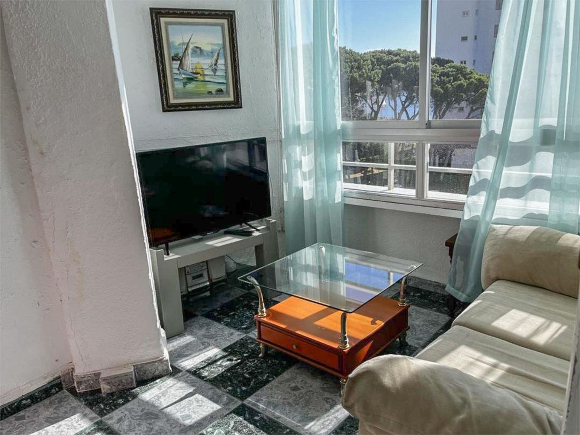 Condominio en Fuengirola, Andalucía 12531011