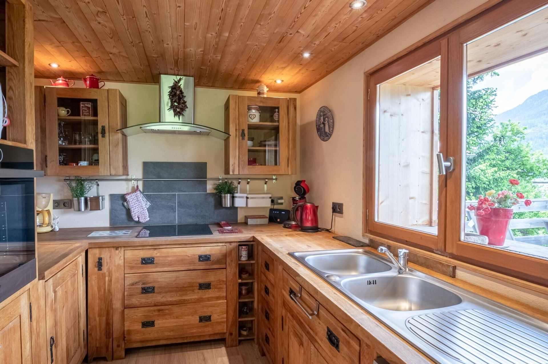 Huis in Les Houches, Auvergne-Rhône-Alpes 12531326