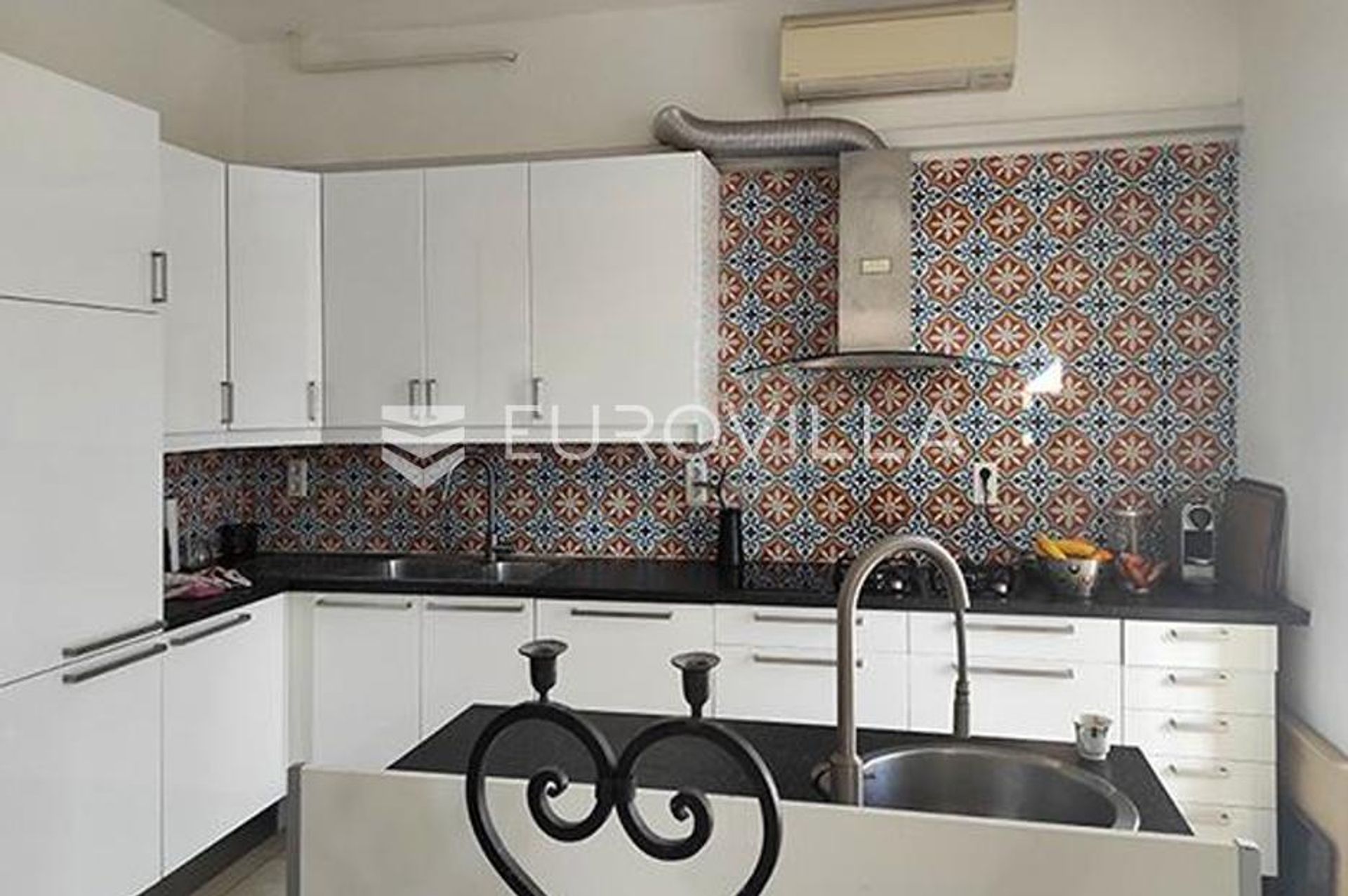 عمارات في بولا, استارسكا زوبانيجا 12531386