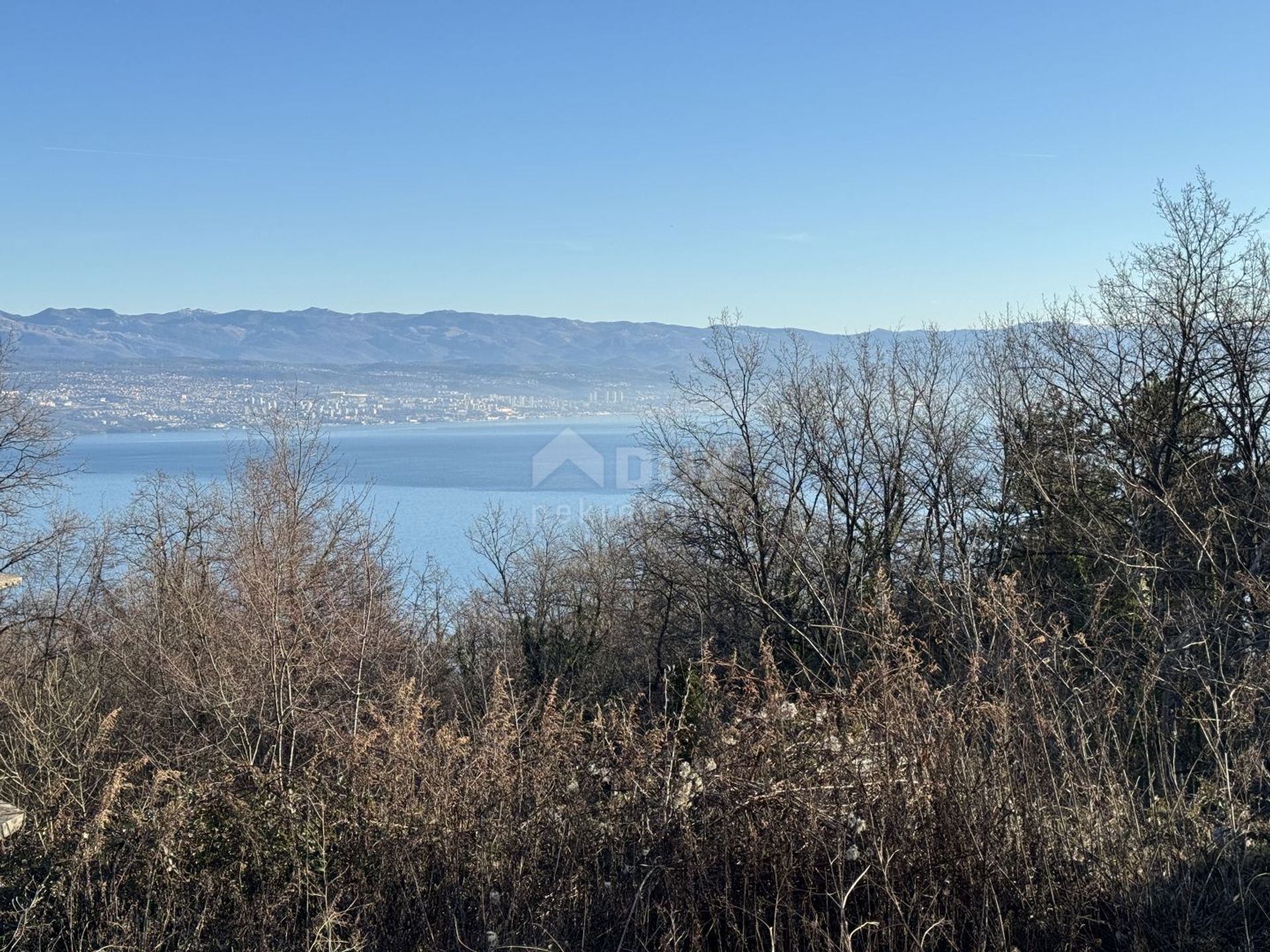 土地 在 图利塞维察, 滨海边疆区-山区祖帕尼娅 12531457