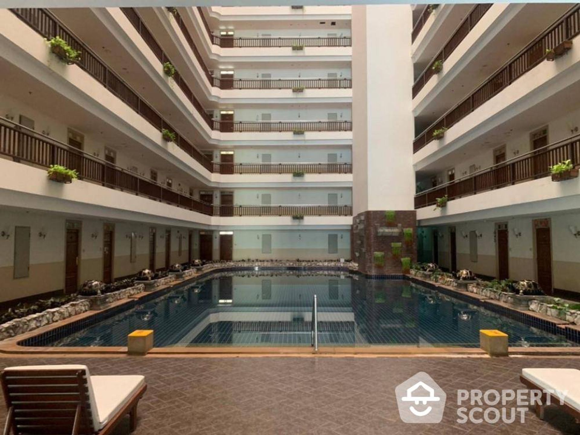 Kondominium dalam Sathon, Krung Thep Maha Nakhon 12531878