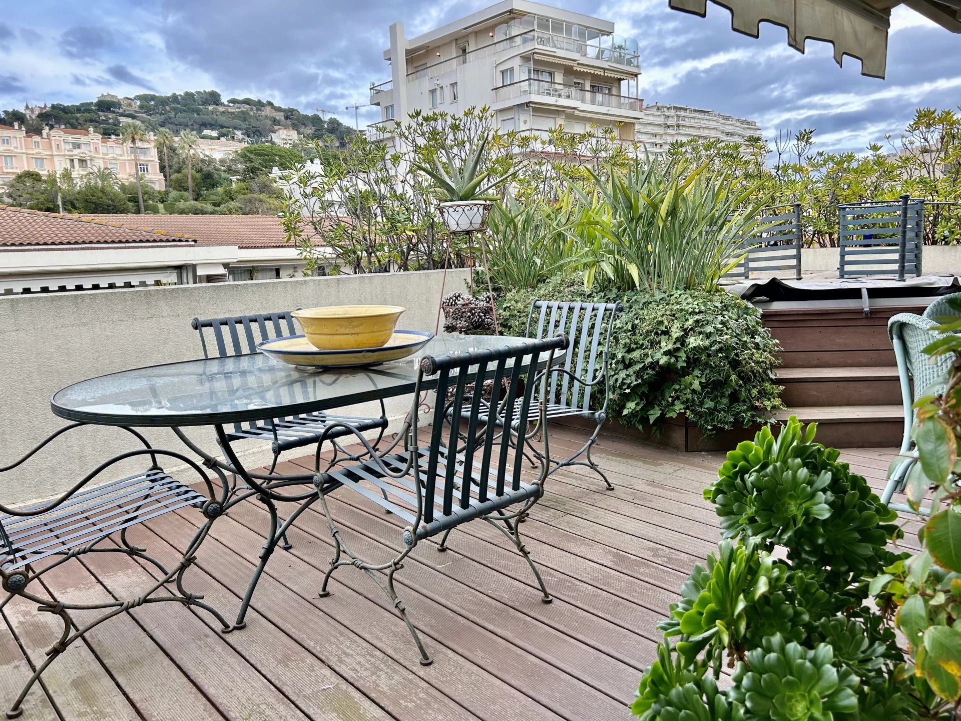 Residenziale nel Cannes, Alpes-Maritimes 12532064