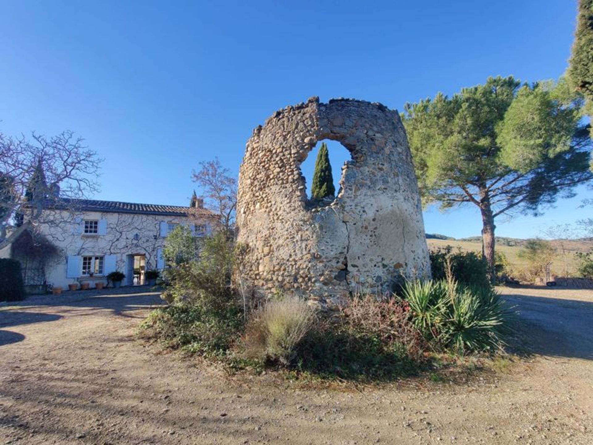 Rumah di Carcassonne, Occitanie 12532811