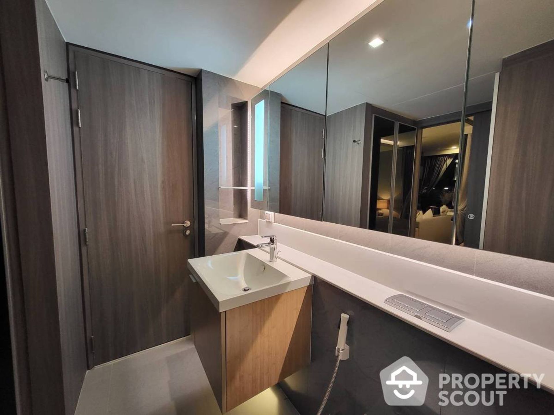 Condominio nel Khlong Toei, Krung Thep Maha Nakhon 12533457