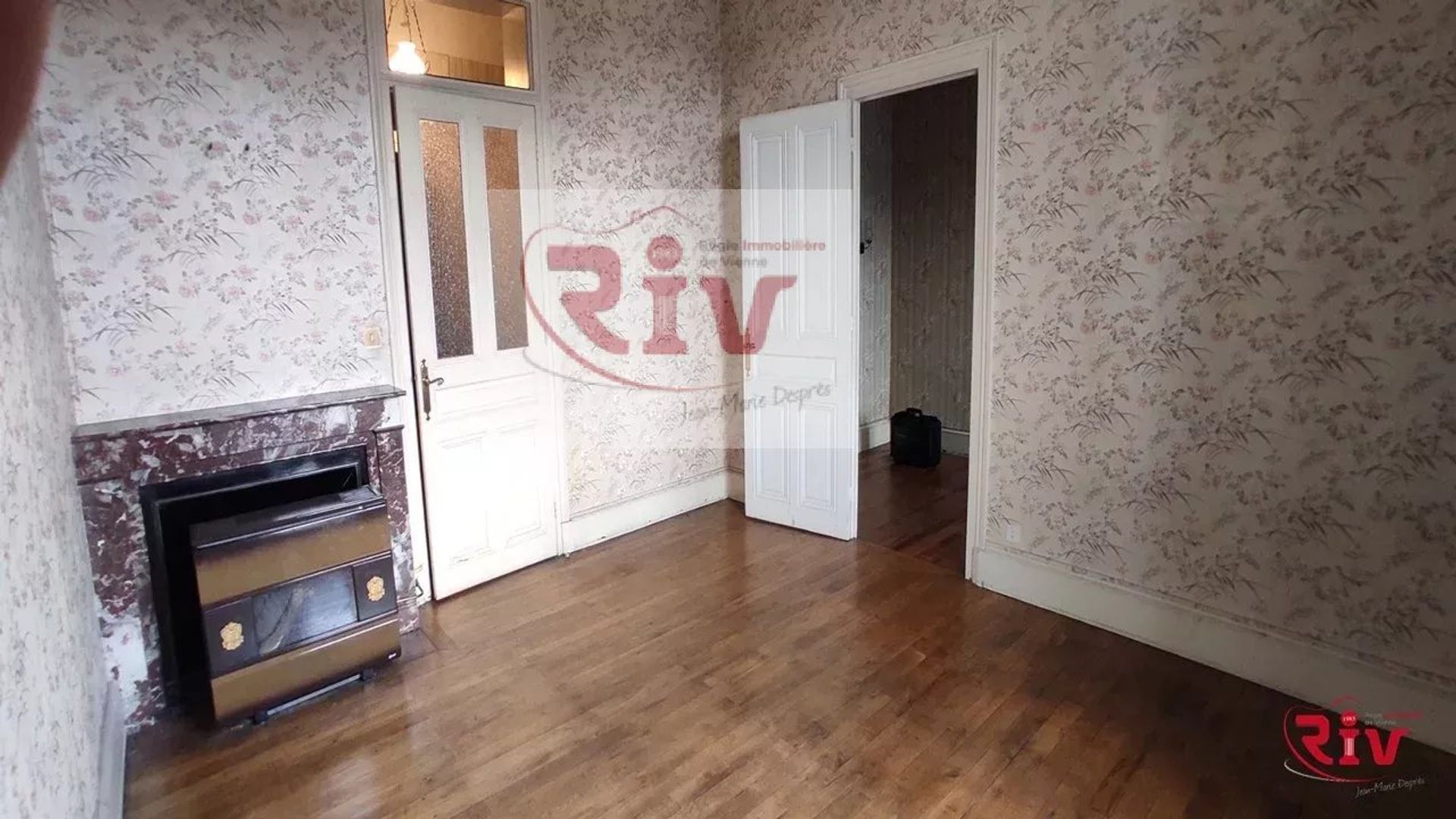 Condominio en Vienne, Auvergne-Rhone-Alpes 12533513