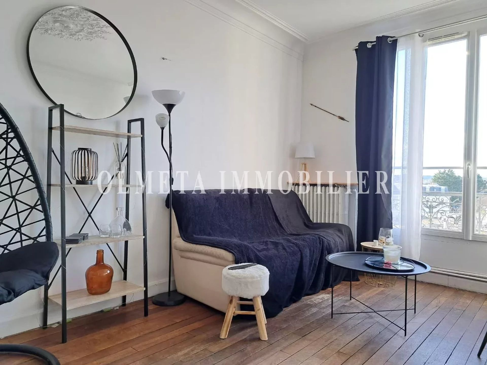 Osakehuoneisto sisään Enghien-les-Bains, Ile-de-France 12533584