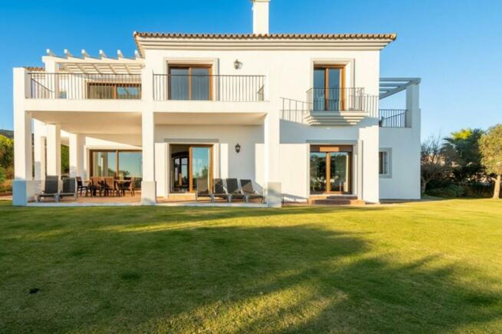 Condominio nel Sotogrande, Andalusia 12533774