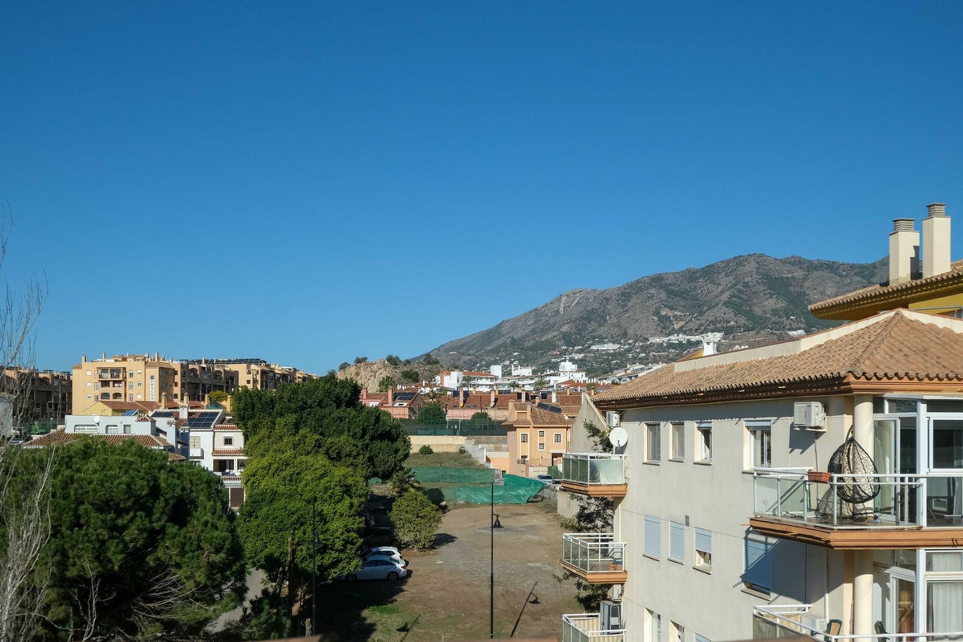 Condominium in Fuengirola, Andalucía 12534283