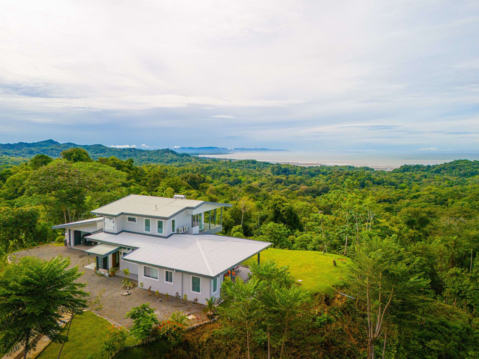 House in Ciudad Cortés, Puntarenas Province 12534626