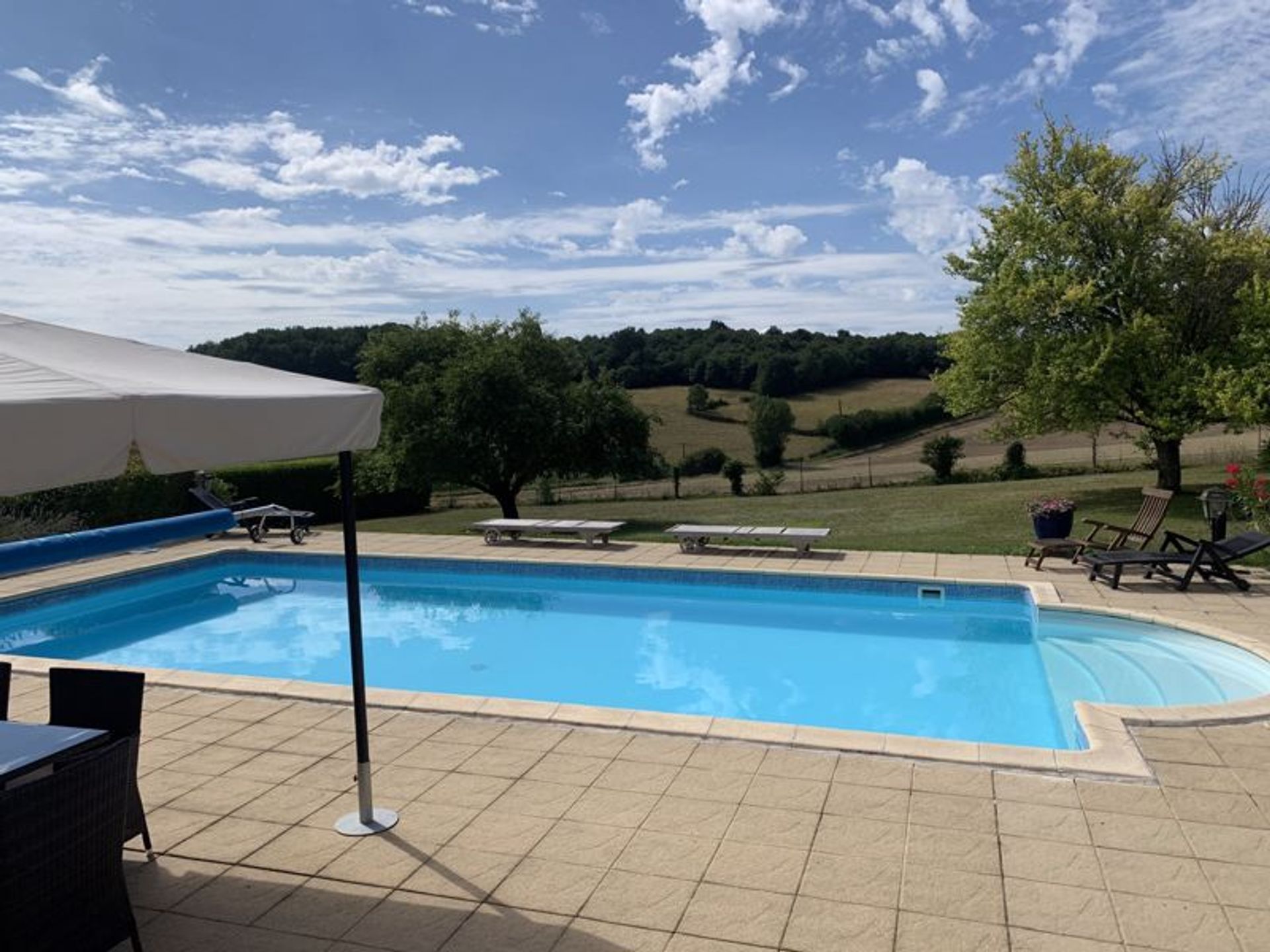 Condominium dans Chadurie, Nouvelle-Aquitaine 12534635