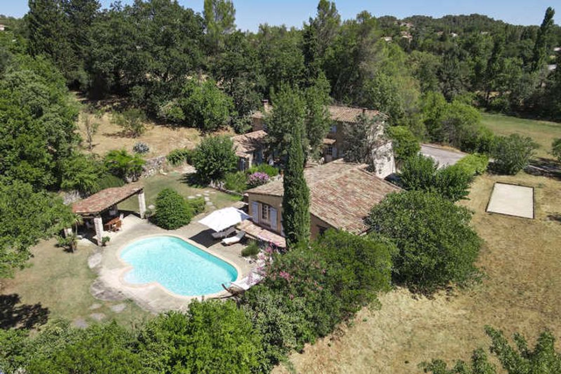 casa no Saint-Martin-de-l'Arcon, Occitanie 12534662