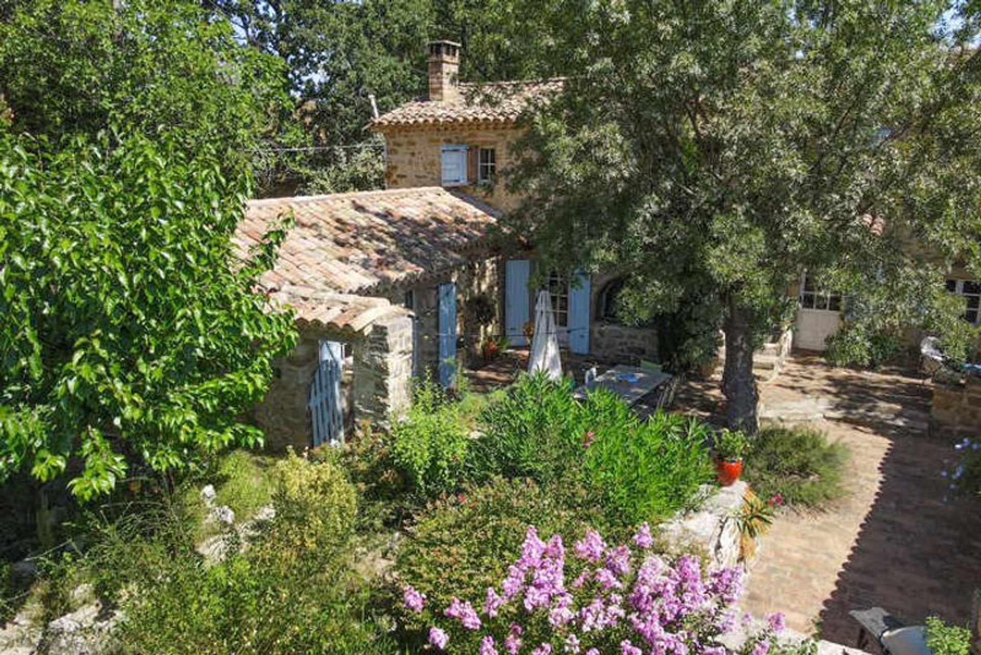 casa no Saint-Martin-de-l'Arcon, Occitanie 12534662