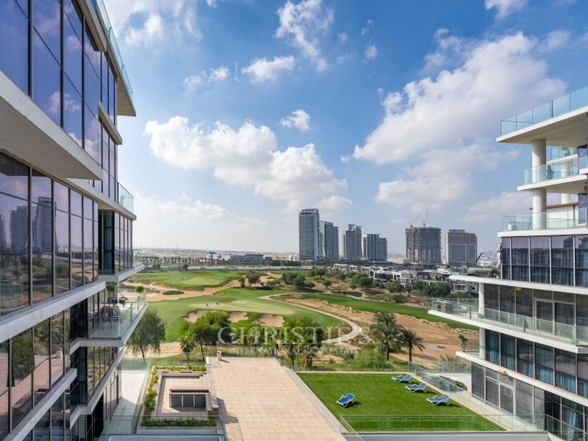 Condominium in Dubai, Dubai 12534675