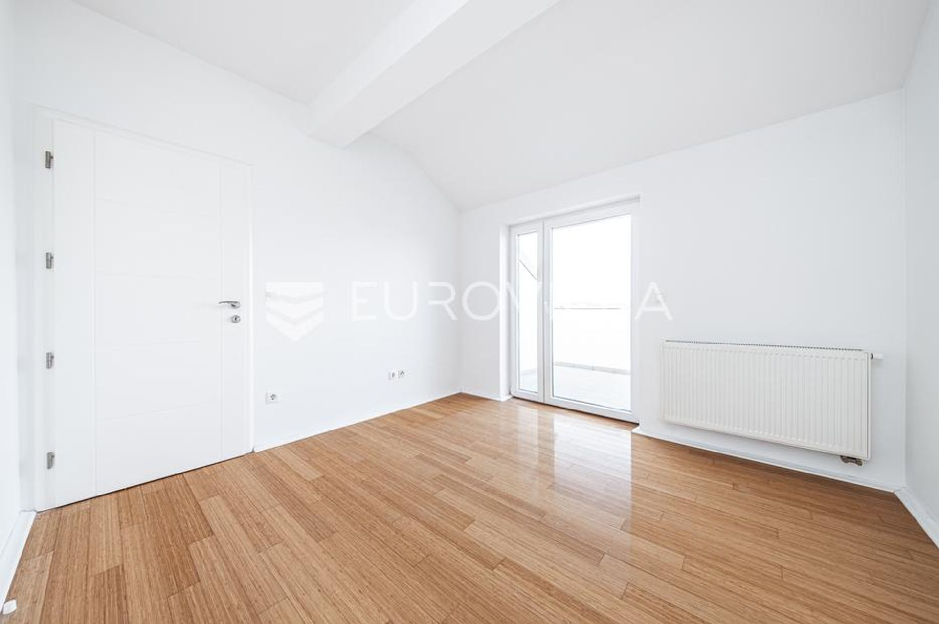 Condominio en Dugo Selo, Zagrebacka Županija 12534709