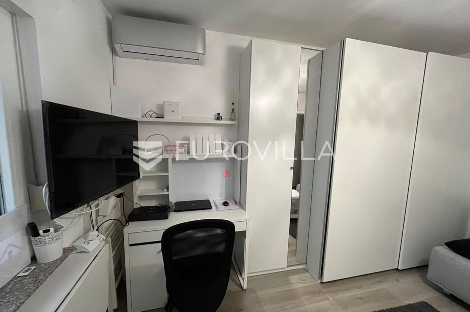 Autre dans Sesvete, Grad Zagreb 12534711