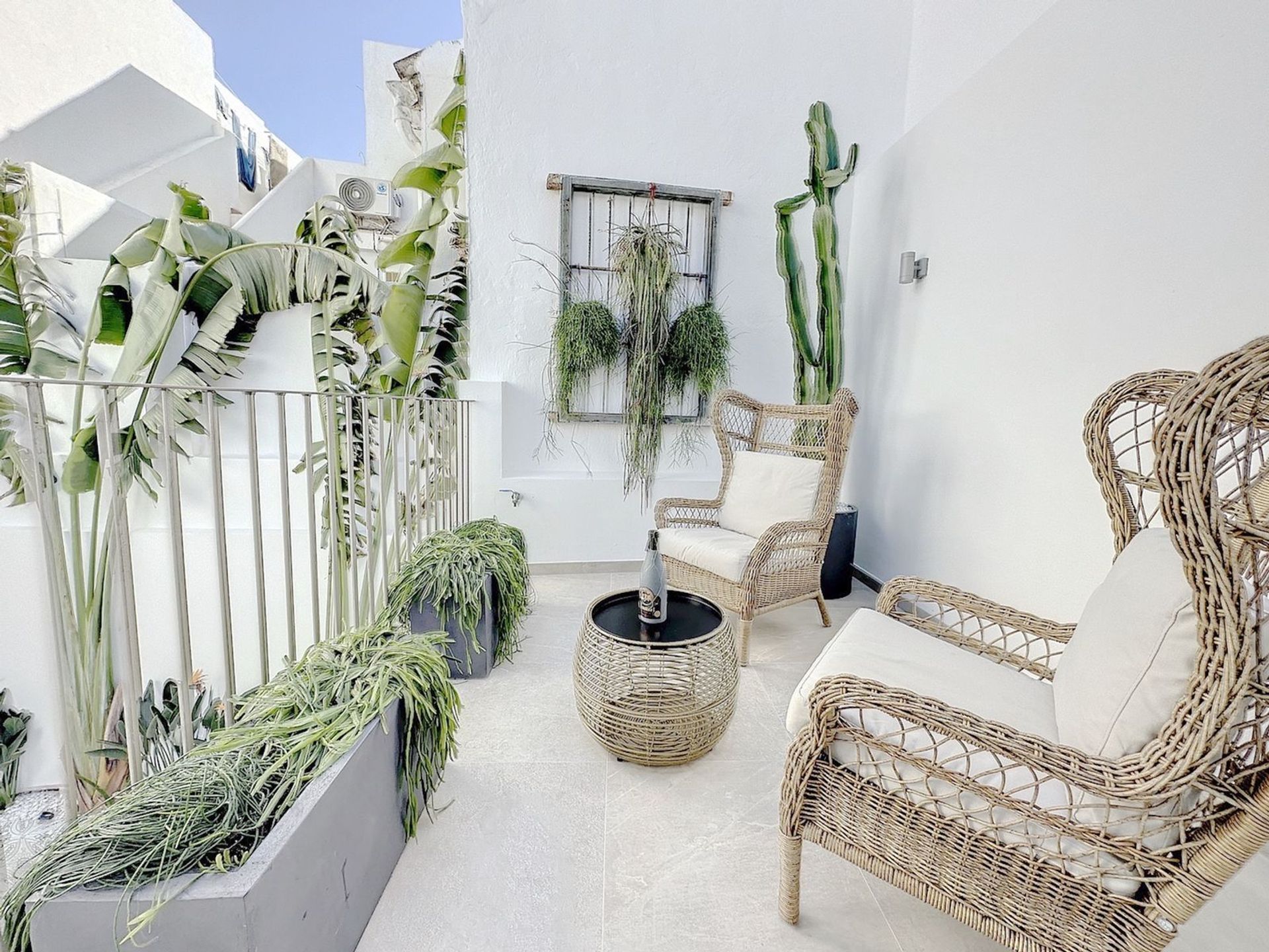 rumah dalam Estepona, Andalusia 12535689