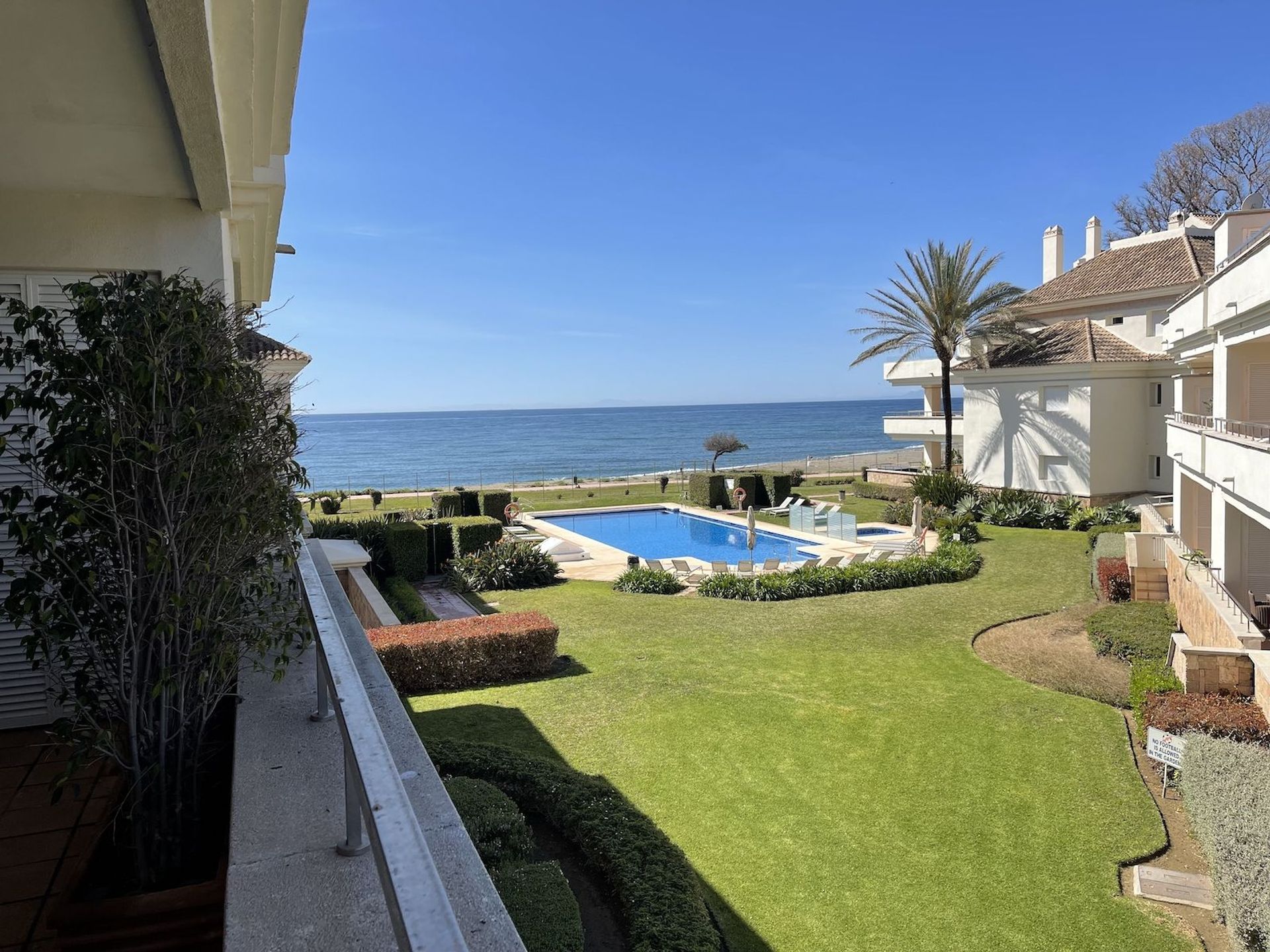 Condominium in Estepona, Andalusië 12535704