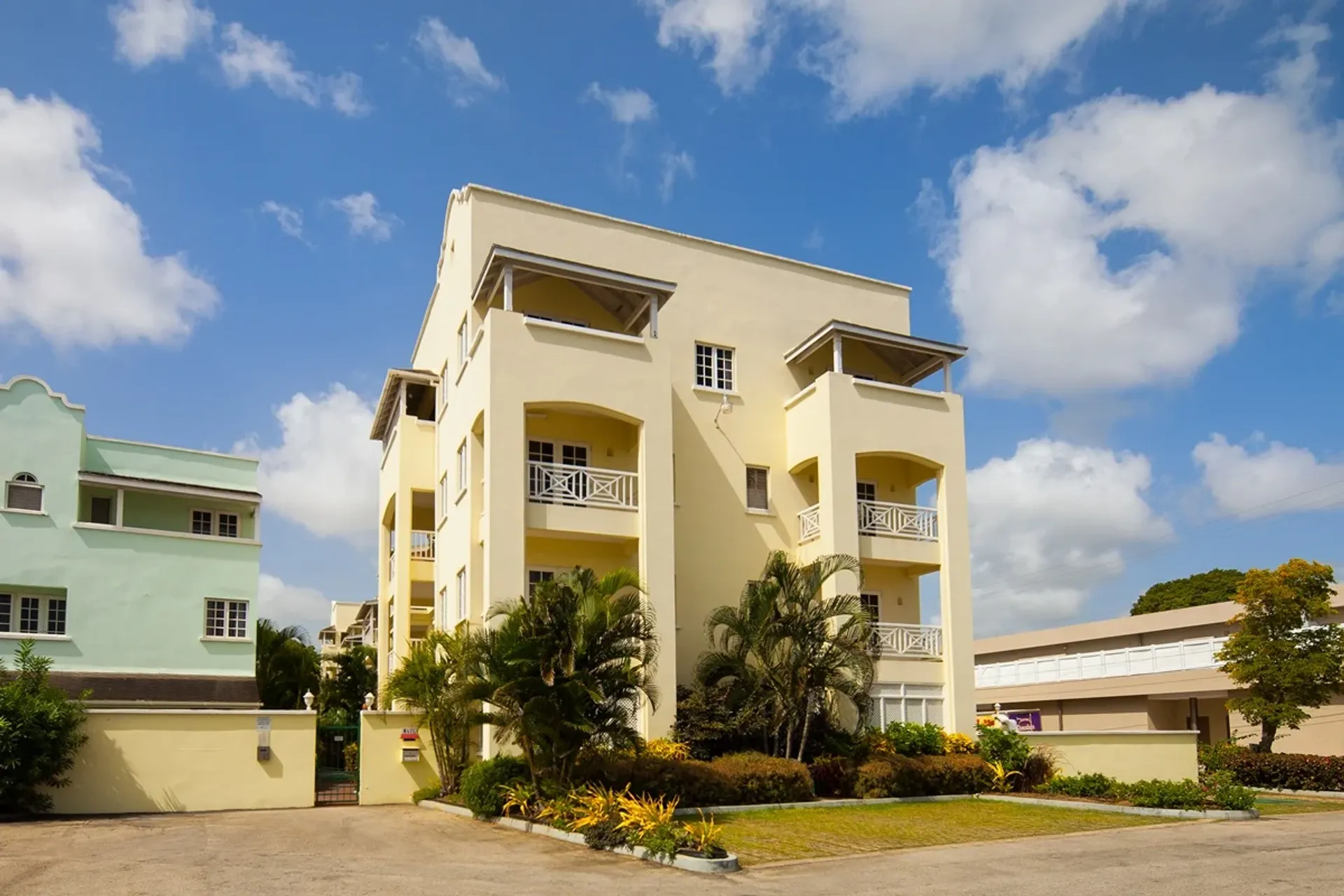 Condominio en Bridgetown, Christ Church 12536045