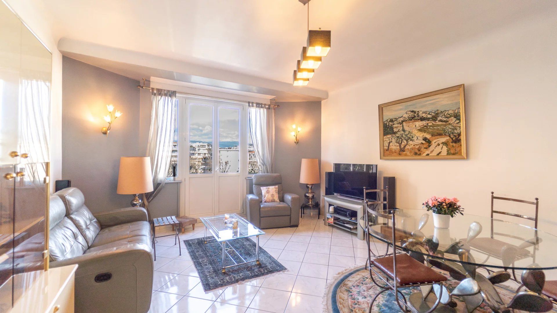 Residential in Cannes, Alpes-Maritimes 12536999