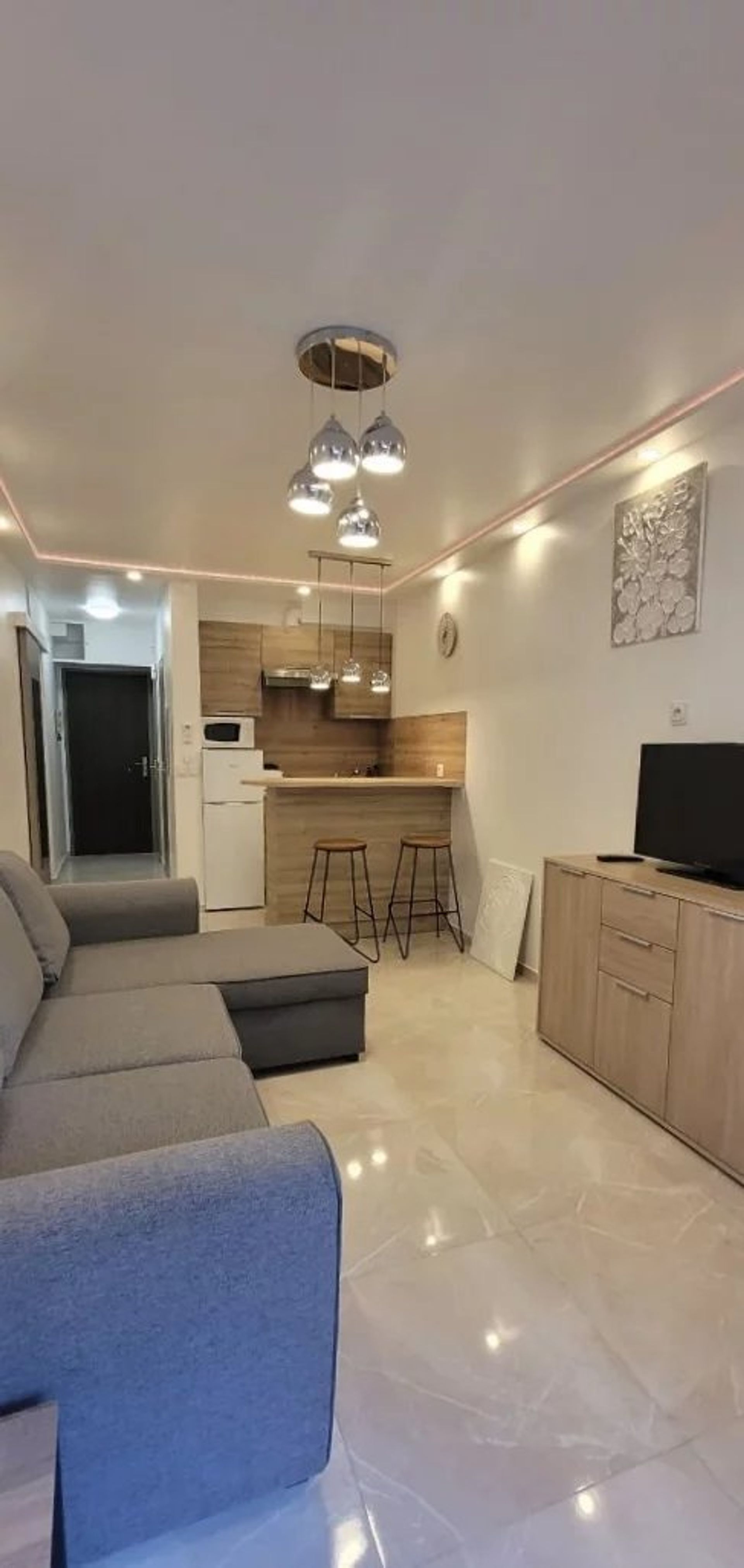 Condominio nel Cannes, Alpes-Maritimes 12537000