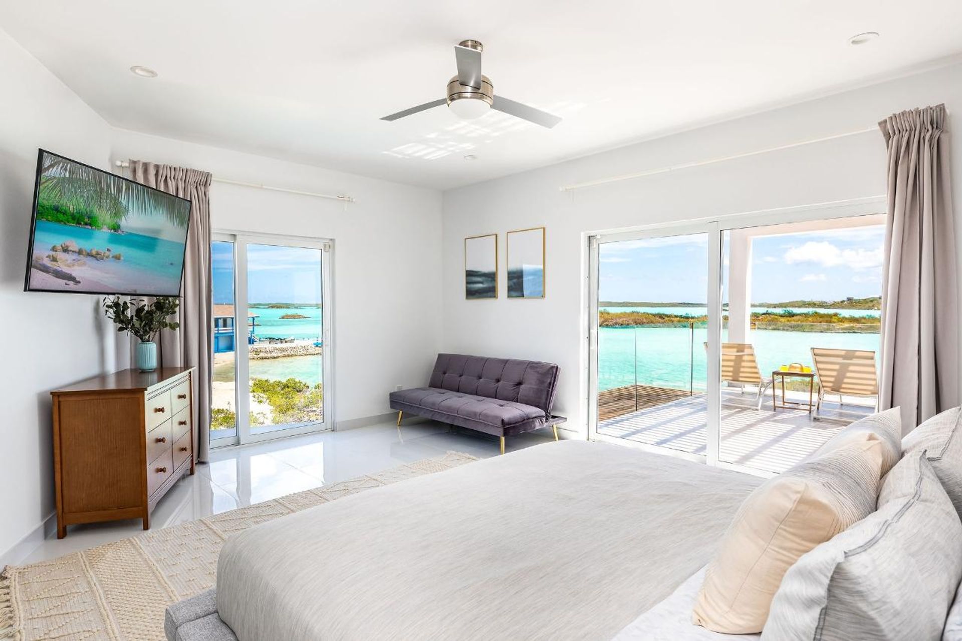 Condominium in , Caicos Islands 12538148