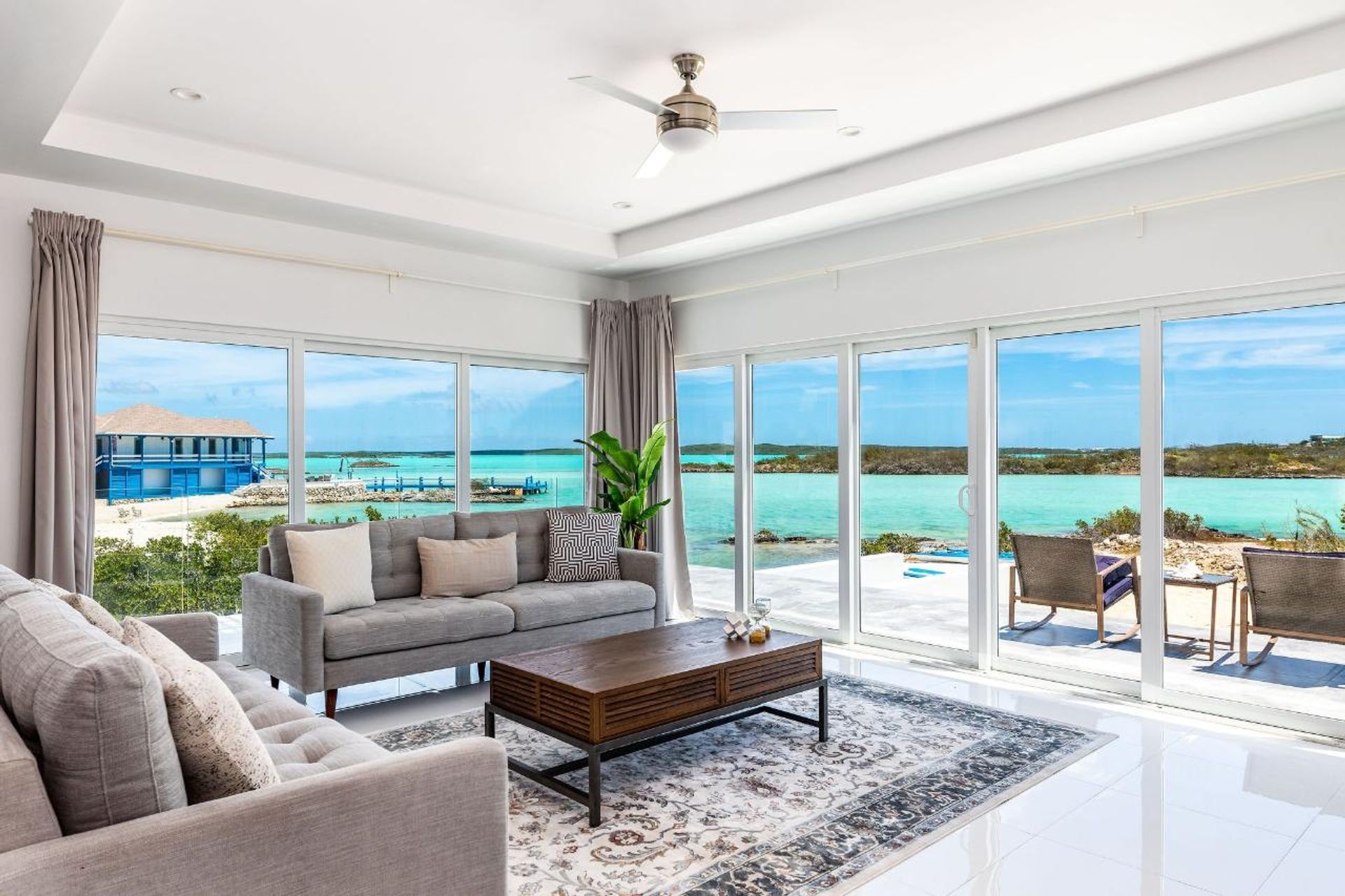 Condominium in , Caicos Islands 12538148