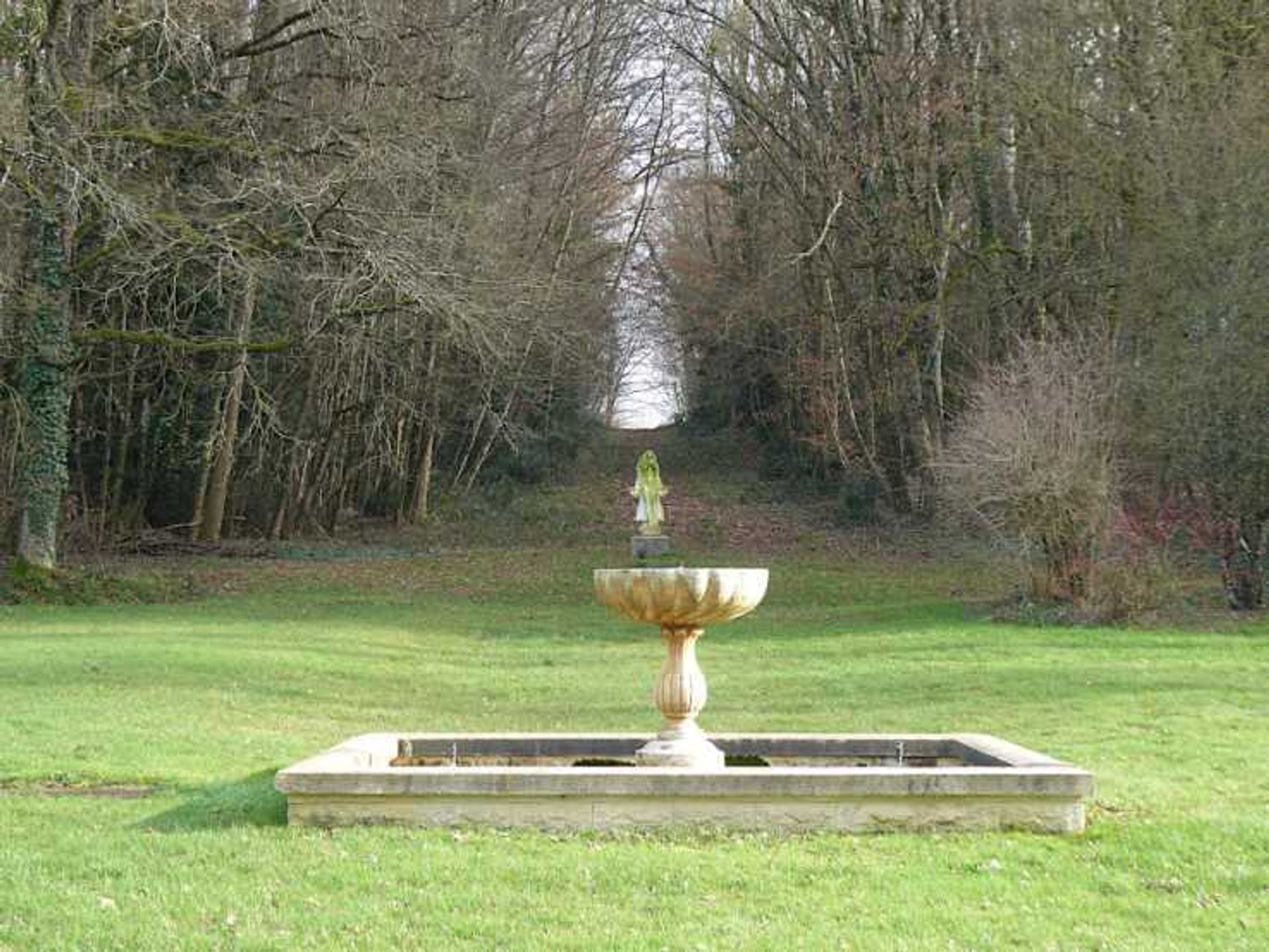 Annen i Valençay, Centre-Val de Loire 12538211