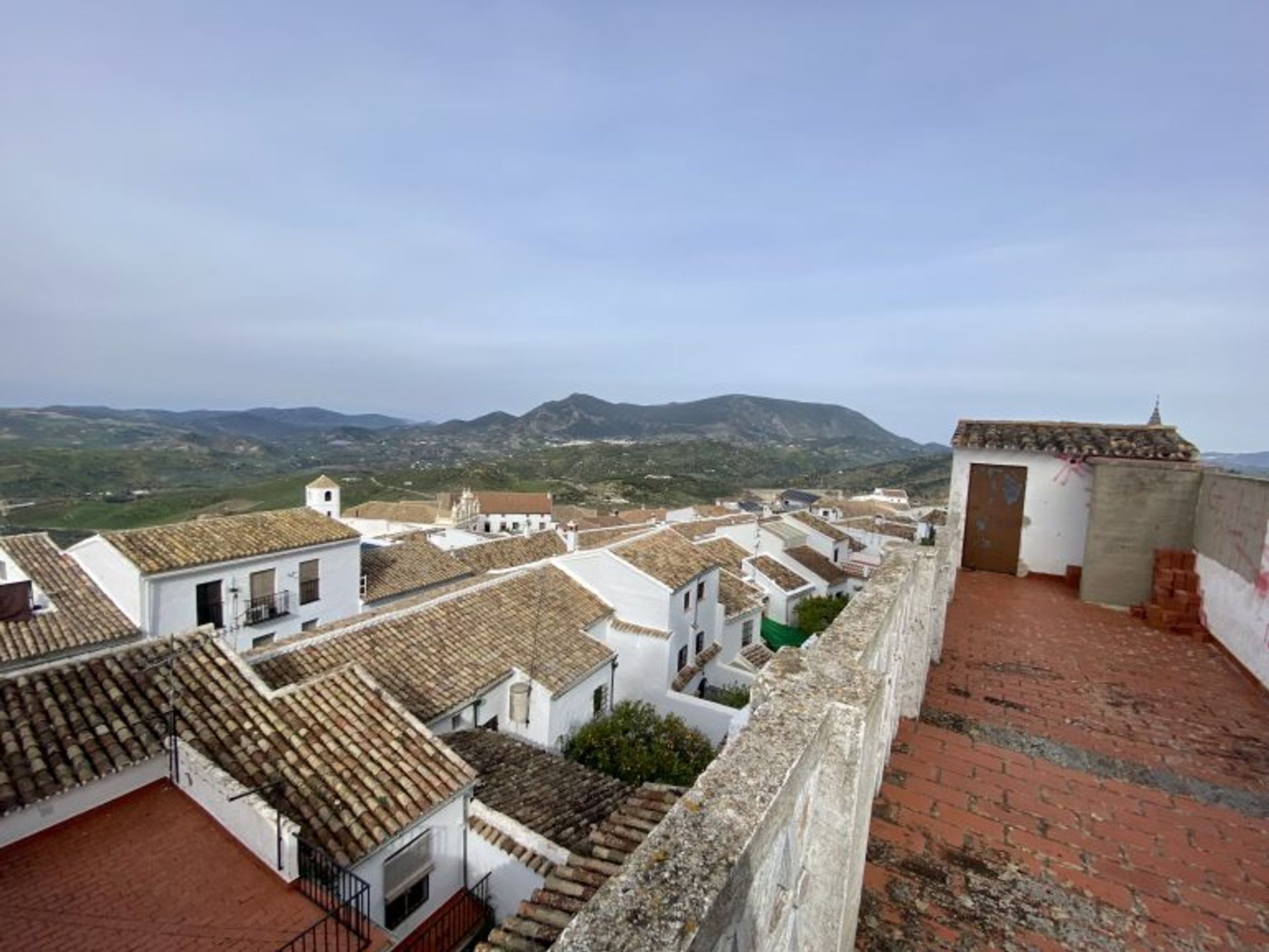 жилой дом в Zahara de la Sierra, Andalusia 12538349