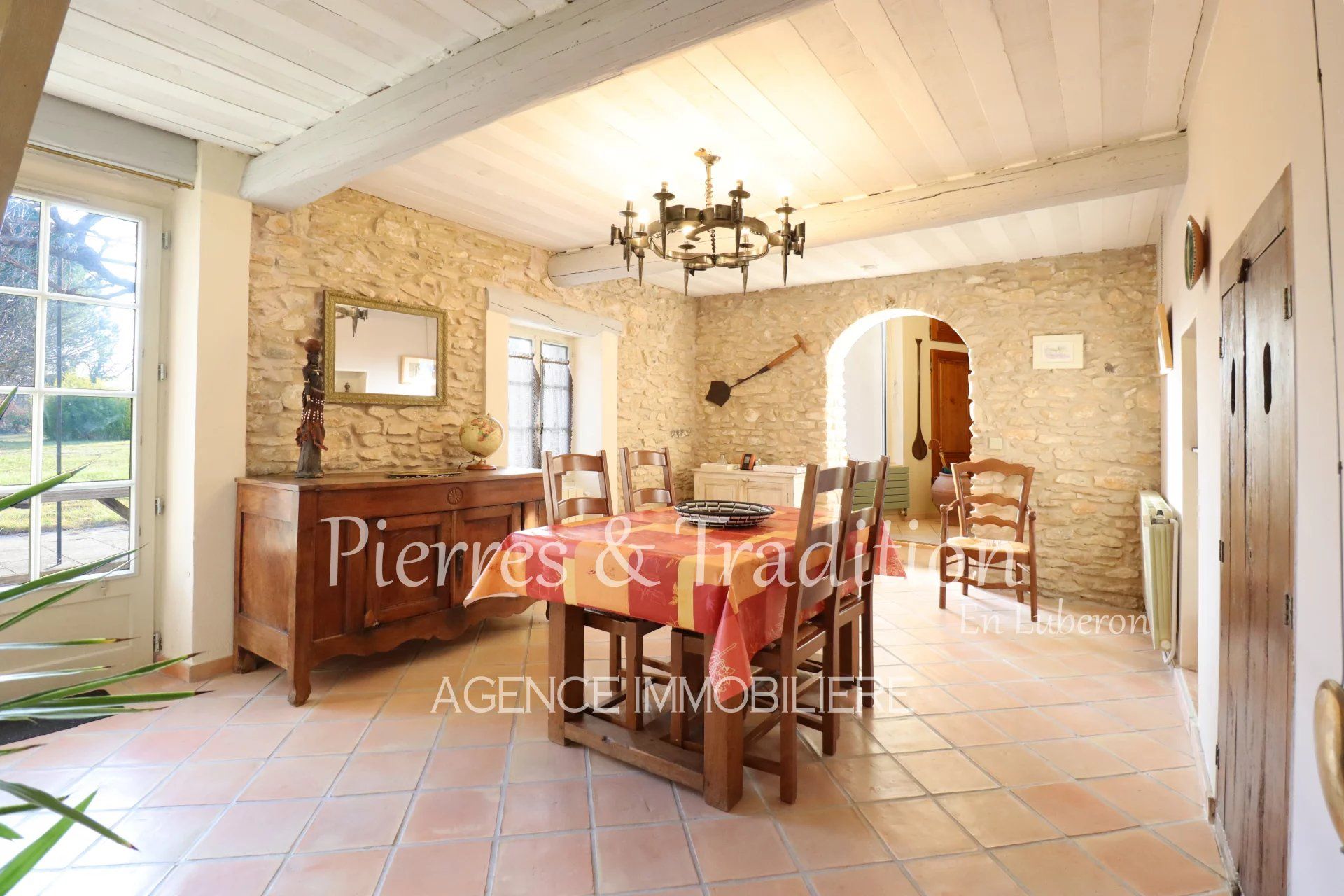 Haus im Geeignet, Provence-Alpes-Côte d'Azur 12538972