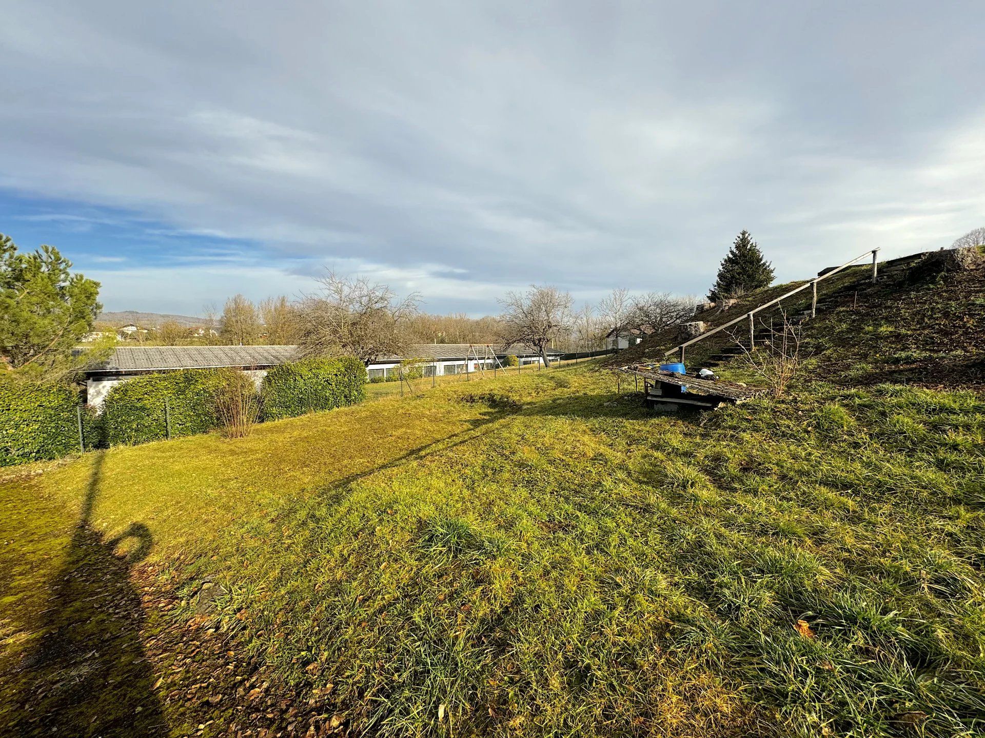 Terre dans Maclamod, Auvergne-Rhône-Alpes 12539013