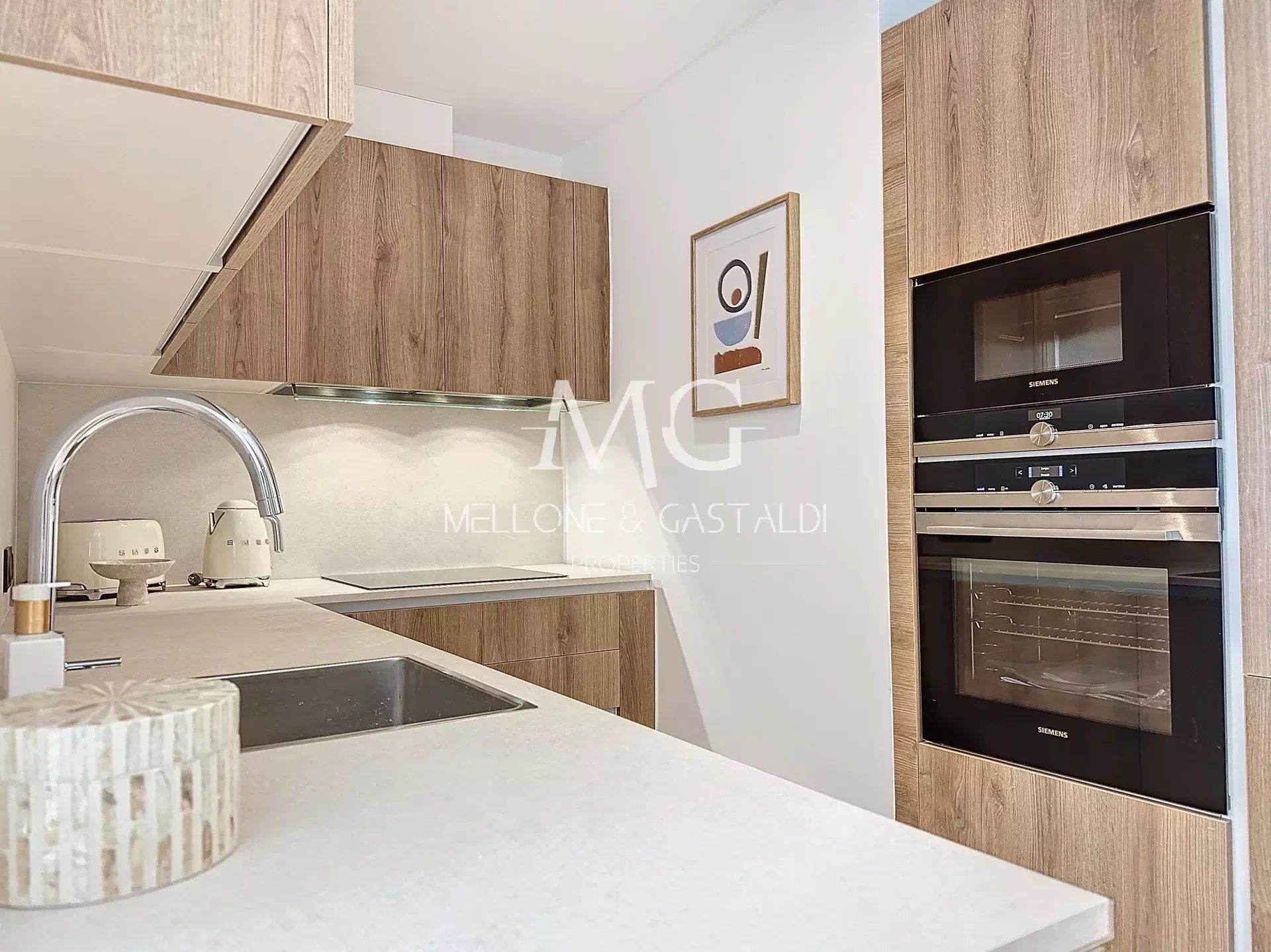 Condominio nel Cannes, Alpes-Maritimes 12539080