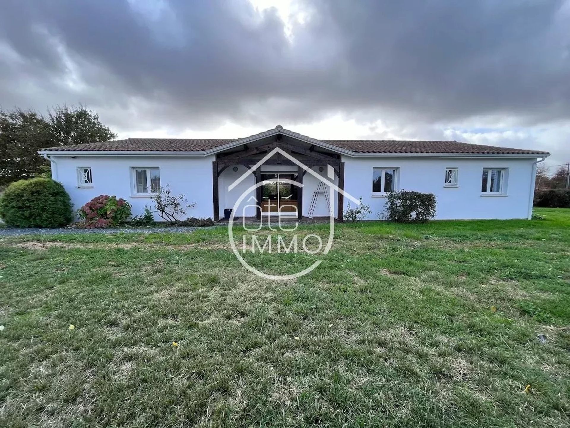 House in Montpon-Ménestérol, Dordogne 12539082