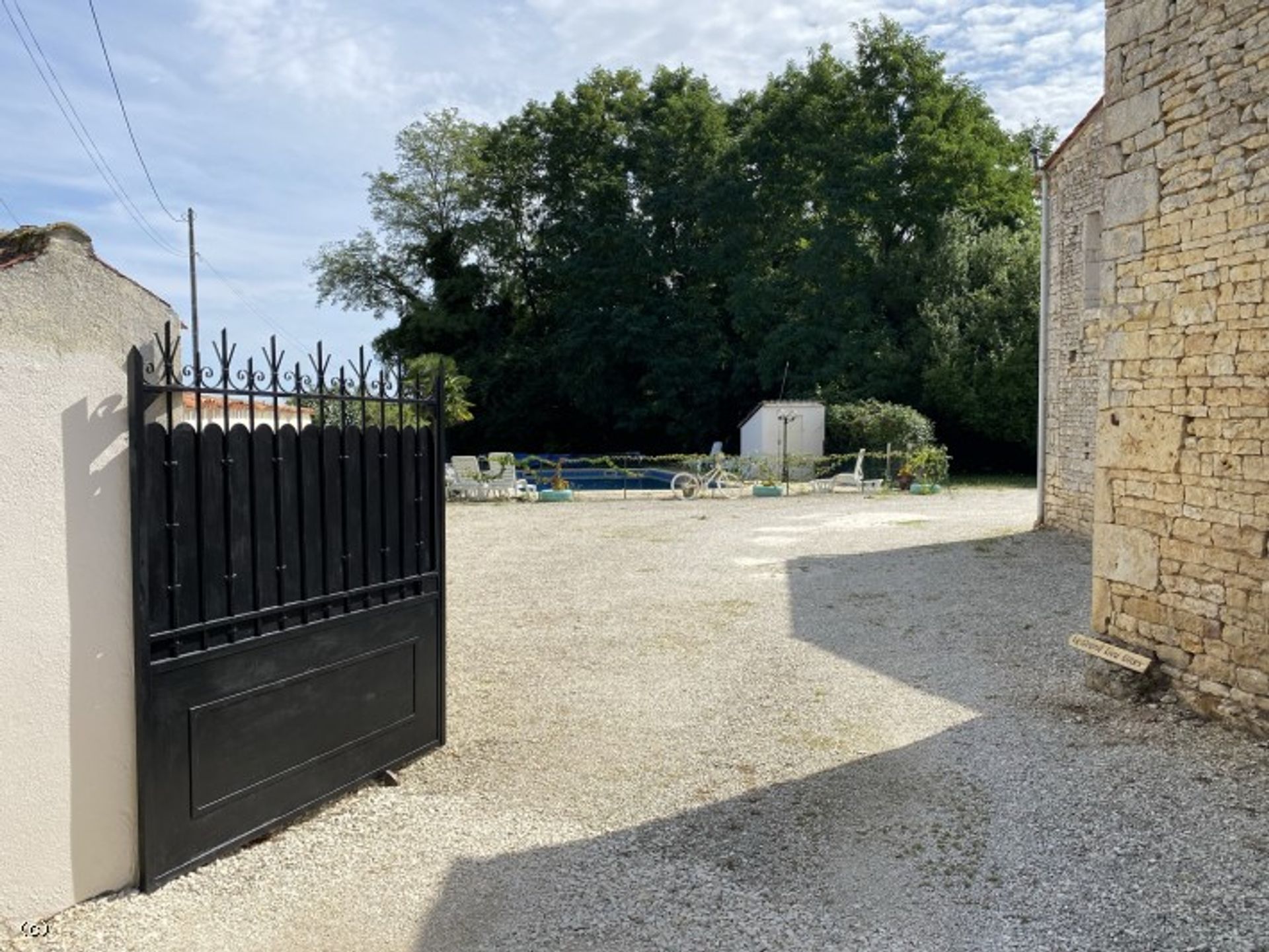 loger dans Villefagnan, Nouvelle-Aquitaine 12539989