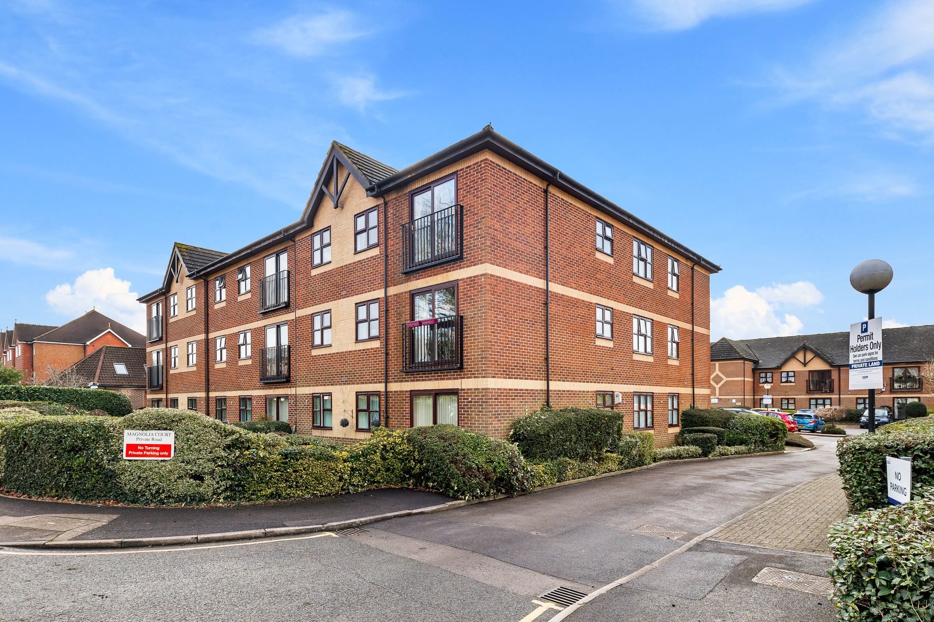 Condominium in , England 12540051