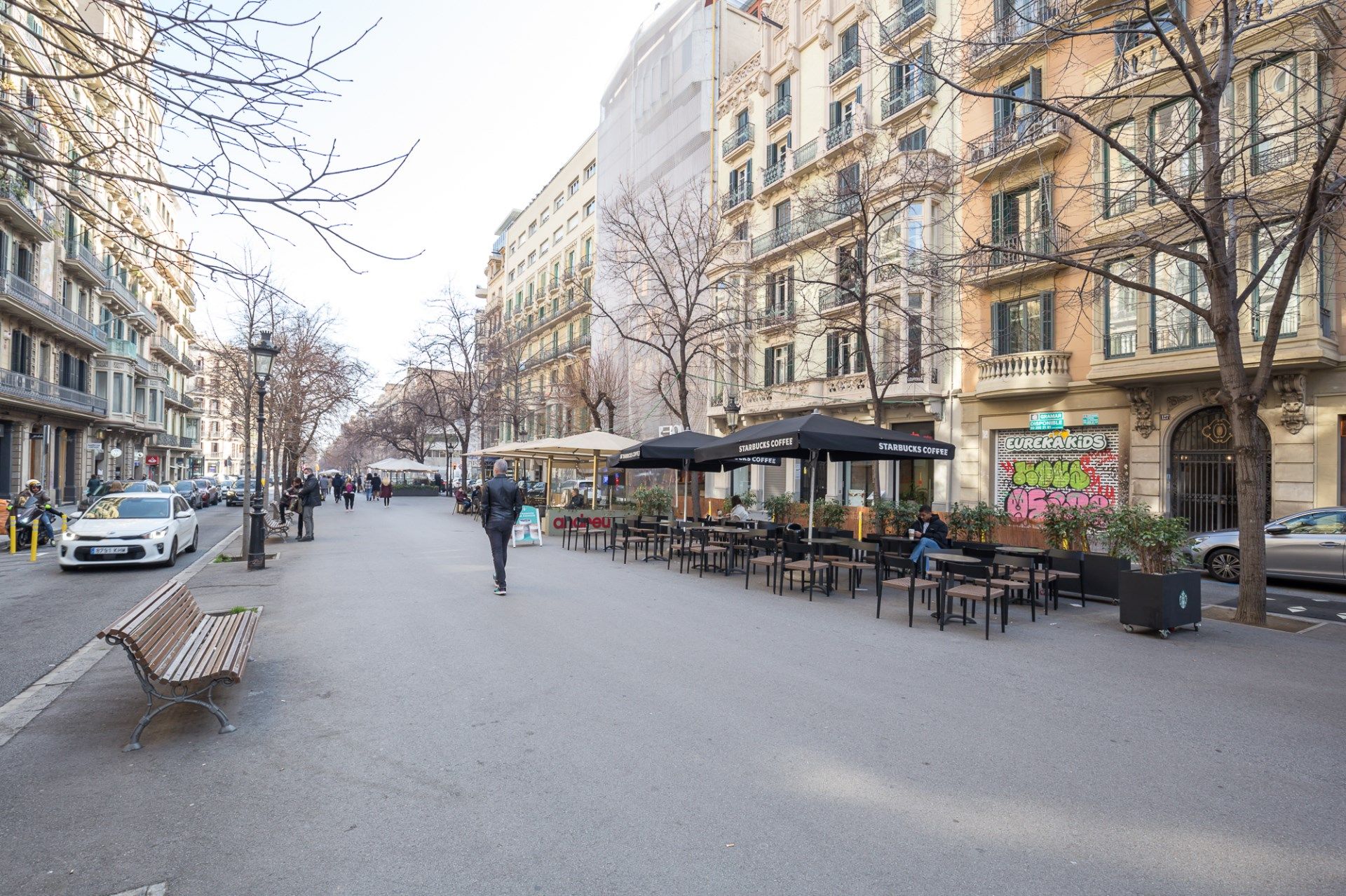 Condominium dans Barcelona, Cataluña 12540105