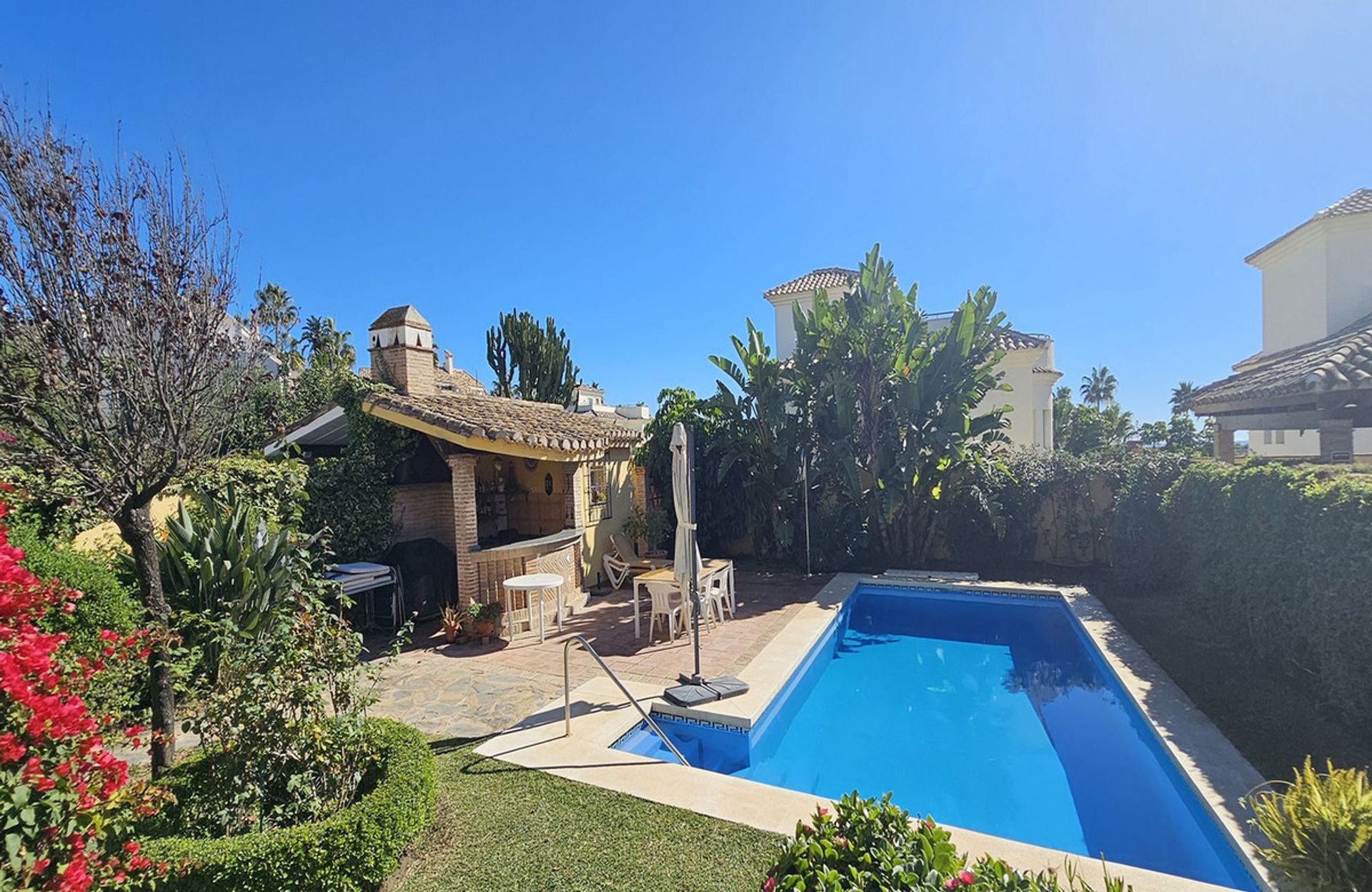 Rumah di Marbella, Andalusia 12540392