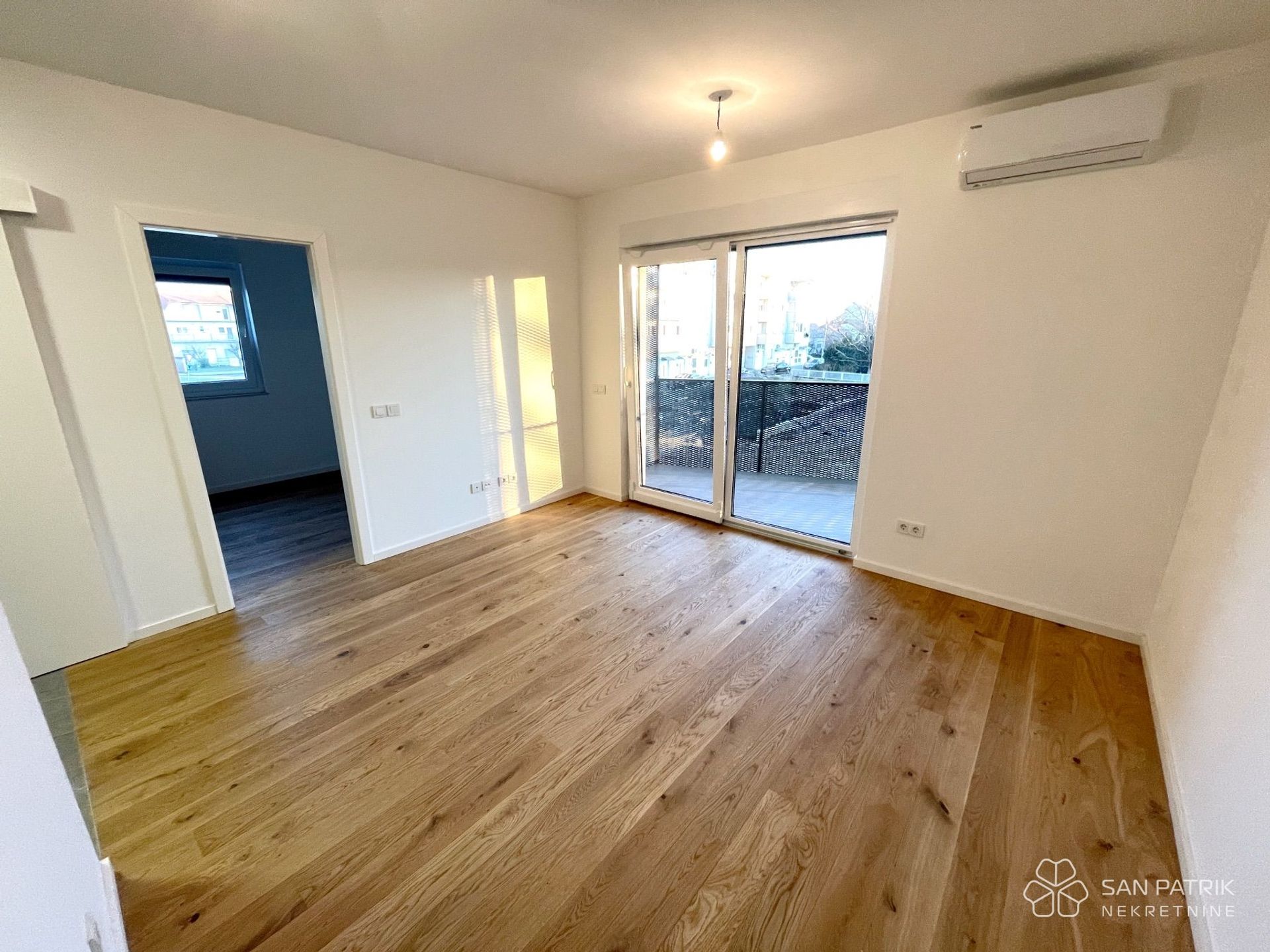 Condominio nel Zagabria, Zagabria, Laurea 12540495