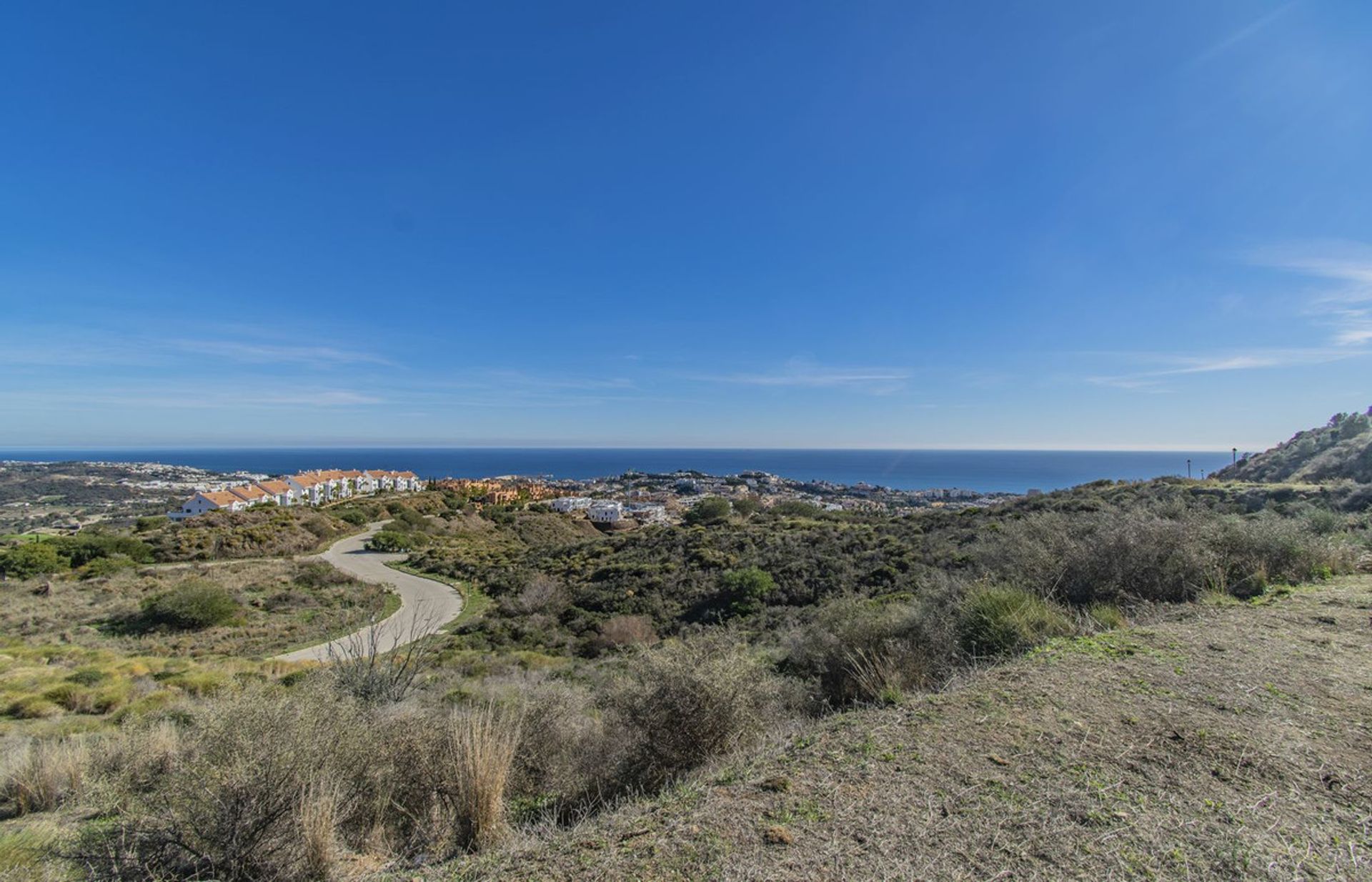 Land in Urbanización Riviera Sol, Andalucía 12543573