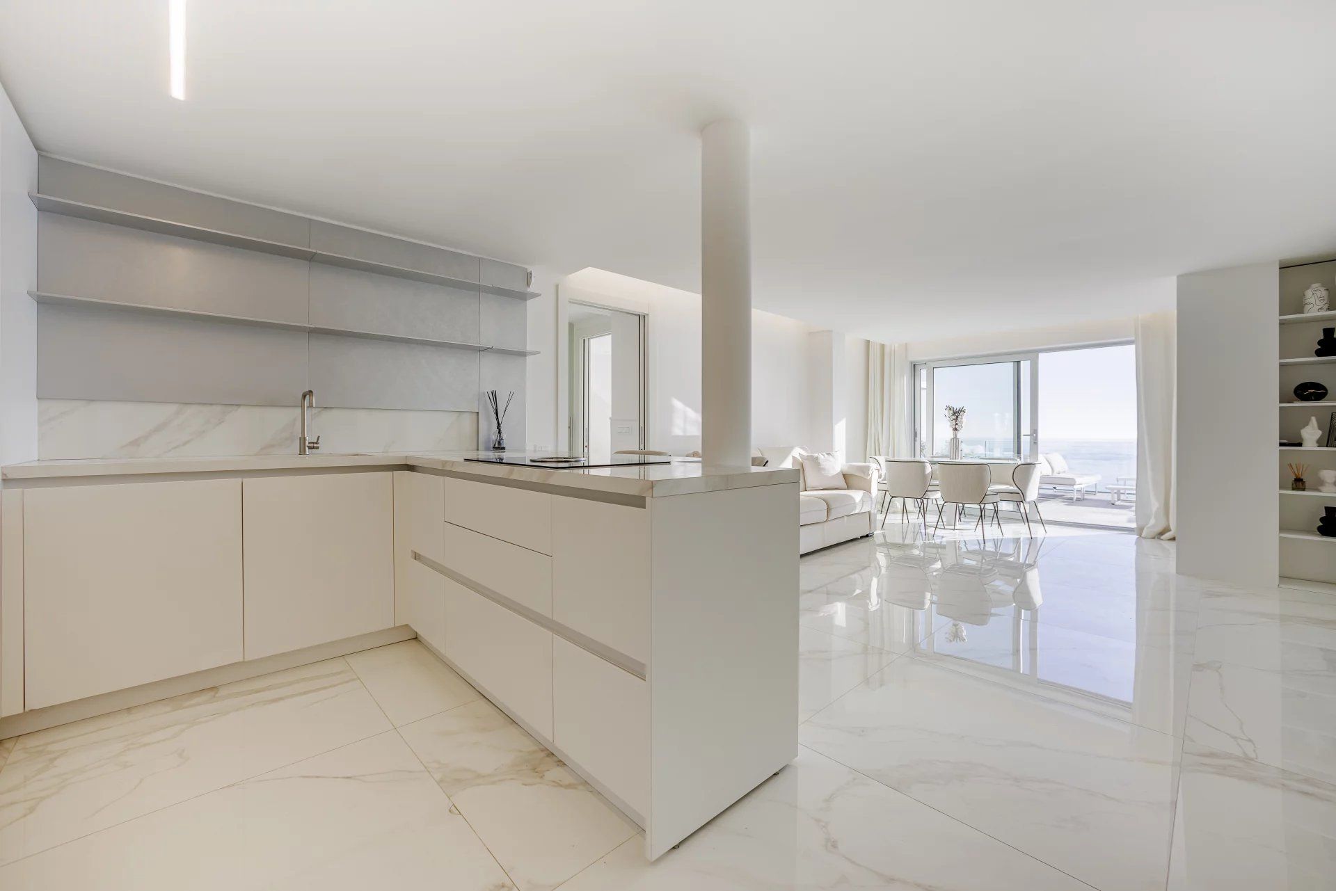 Condominio en Saint-Jean-Cap-Ferrat, Provenza-Alpes-Costa Azul 12544673