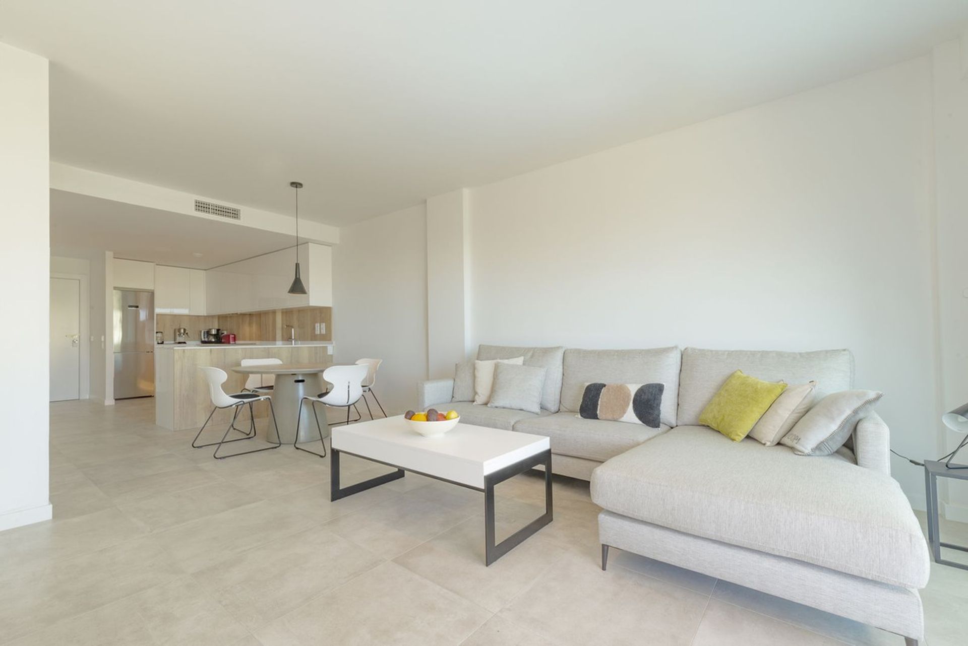 Condominium in Estepona, Andalusia 12544763