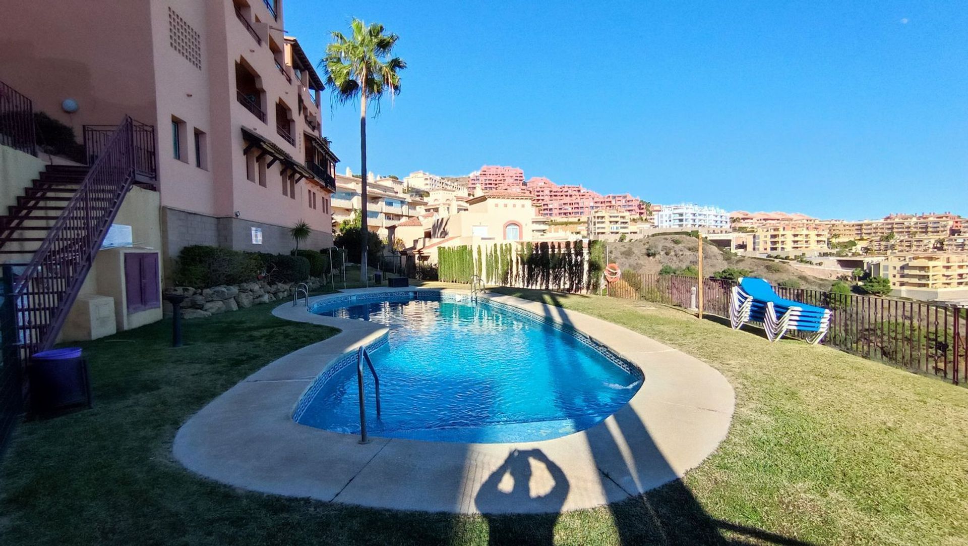 Condominium in Marbella, Andalusië 12544867