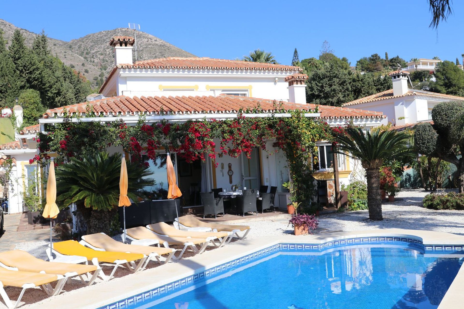 Casa nel Santa Fe de los Boliches, Andalusia 12545213