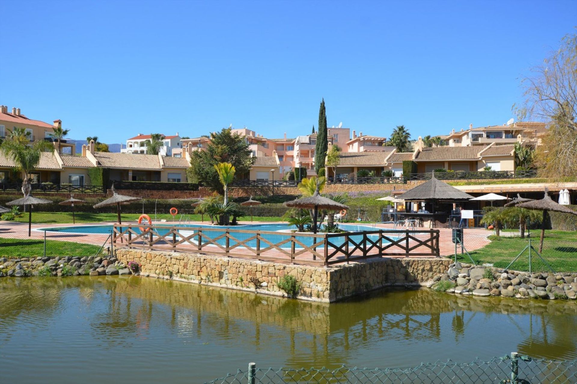 Condominium dans Alhaurín de la Torre, Andalusia 12545214