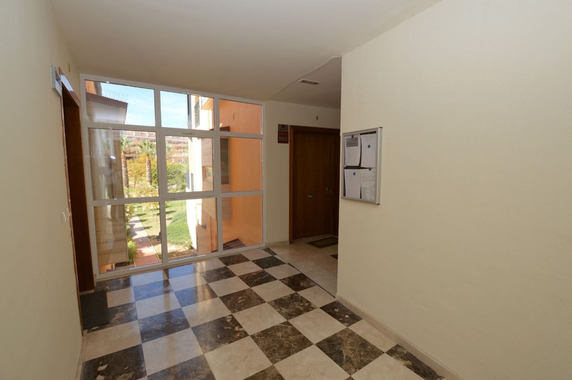 Condominio nel Alhaurín de la Torre, Andalusia 12545214