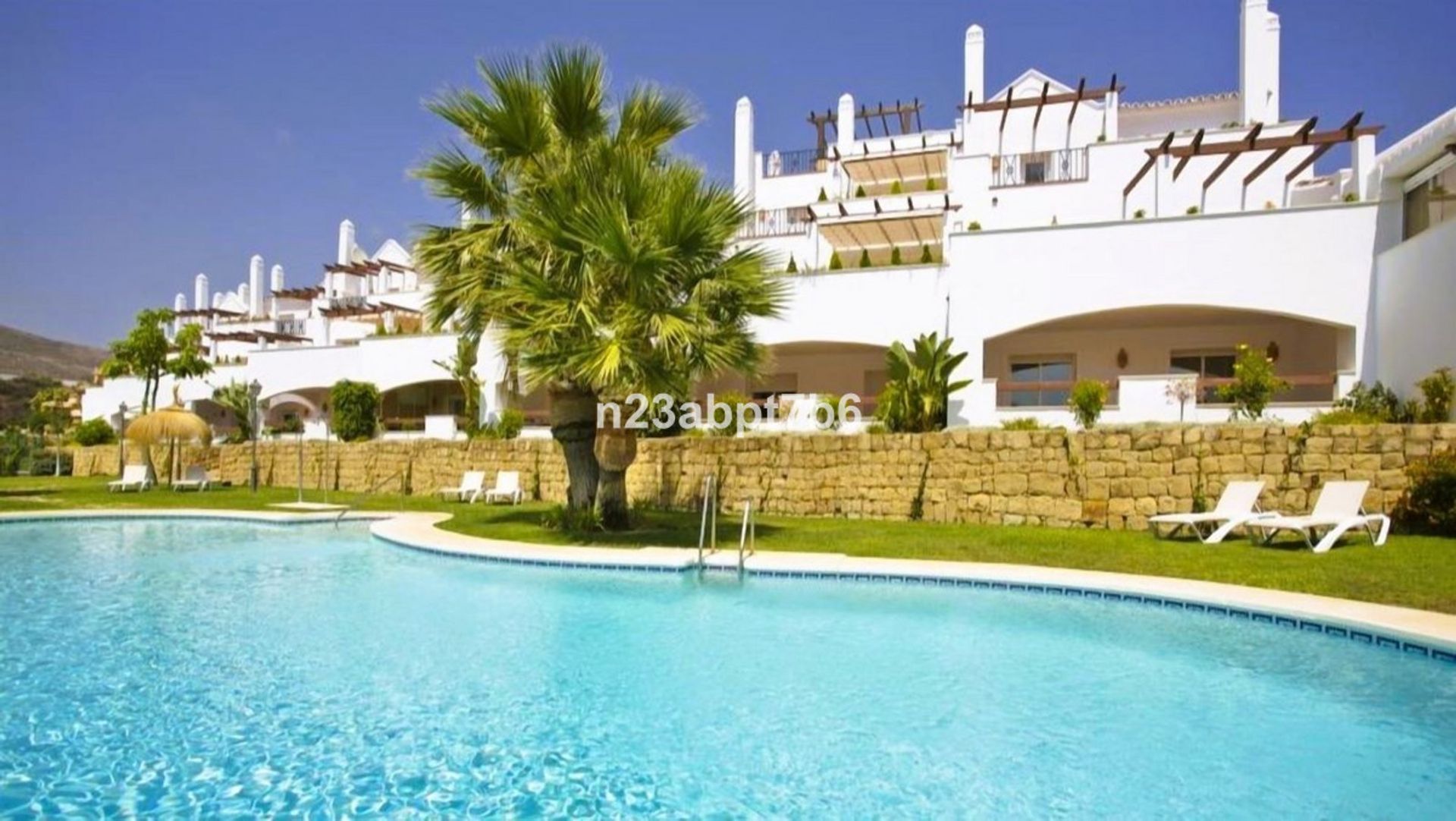 Condominium in Marbella, Andalucía 12545354