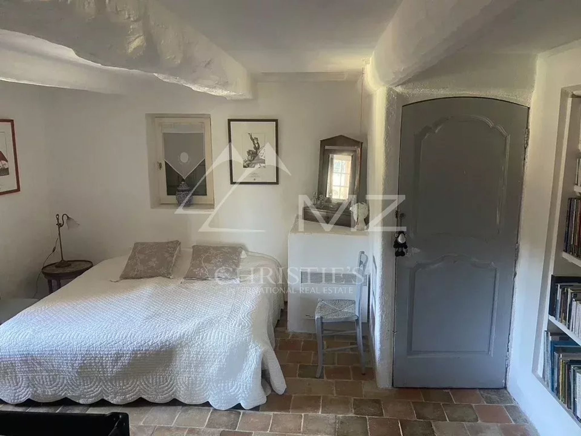 Muu sisään Tourtour, Provence-Alpes-Cote d'Azur 12546418