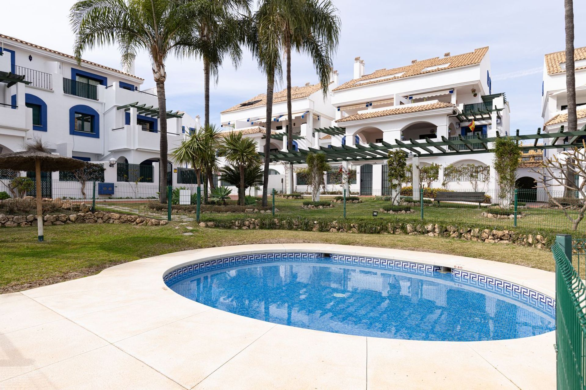 Кондоминиум в Estepona, Andalucía 12546588