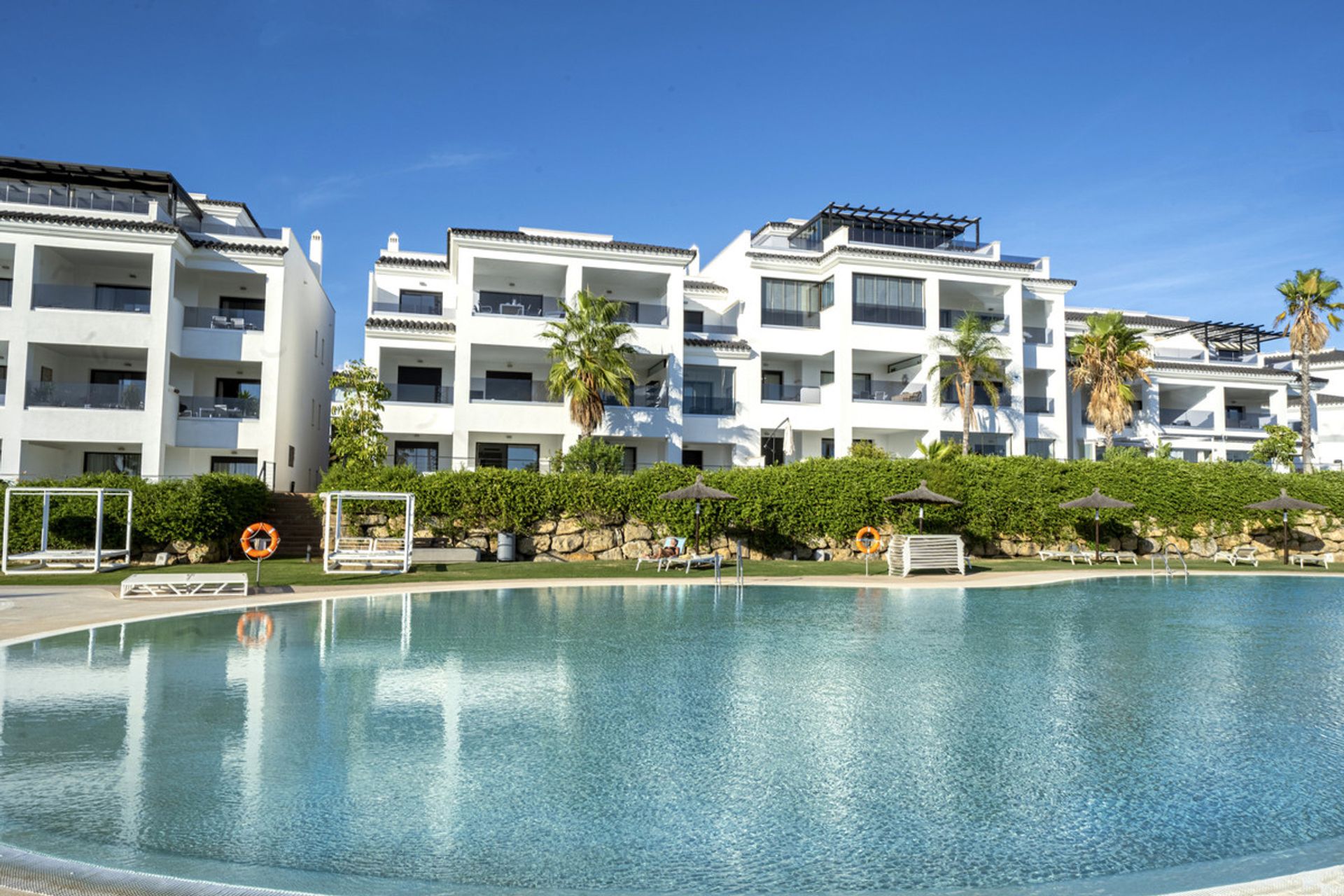 Condominium in Estepona, Andalusië 12547031