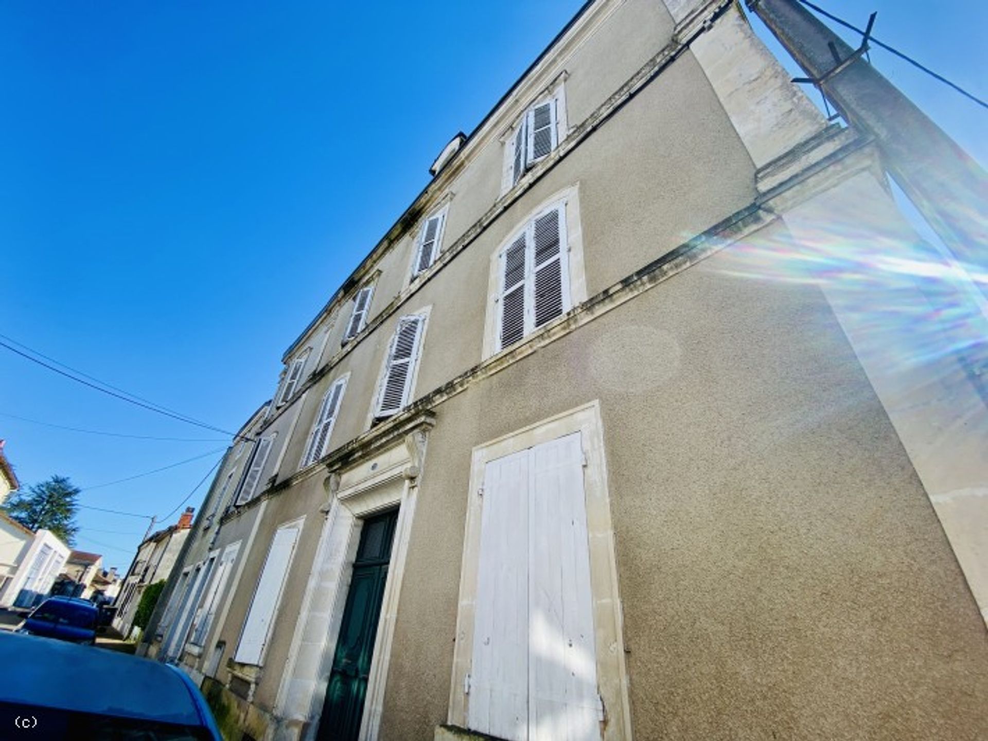 Huis in Ruffec, Nouvelle-Aquitanië 12547159